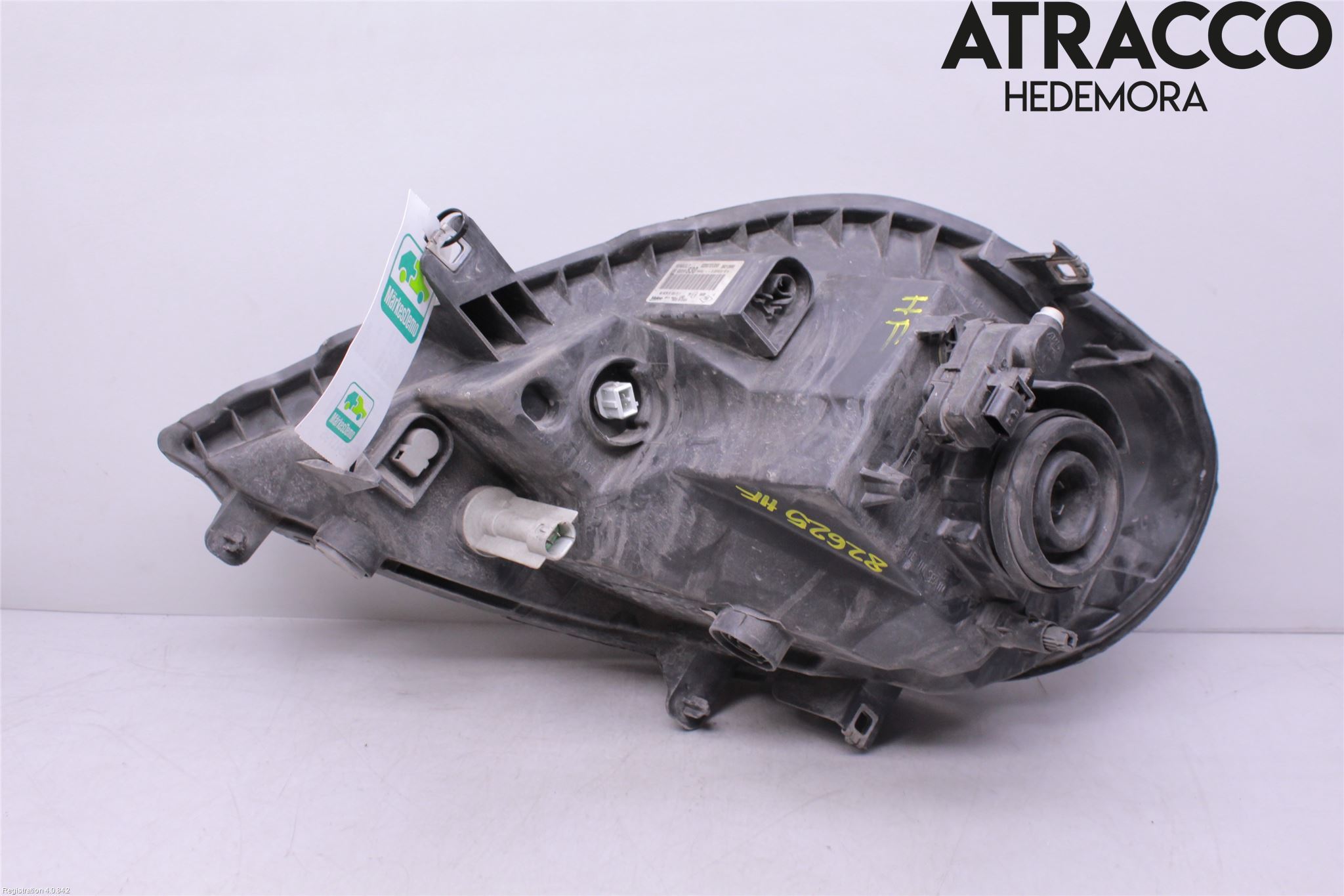 Renault TRAFIC   02-14 Strålkastare Höger