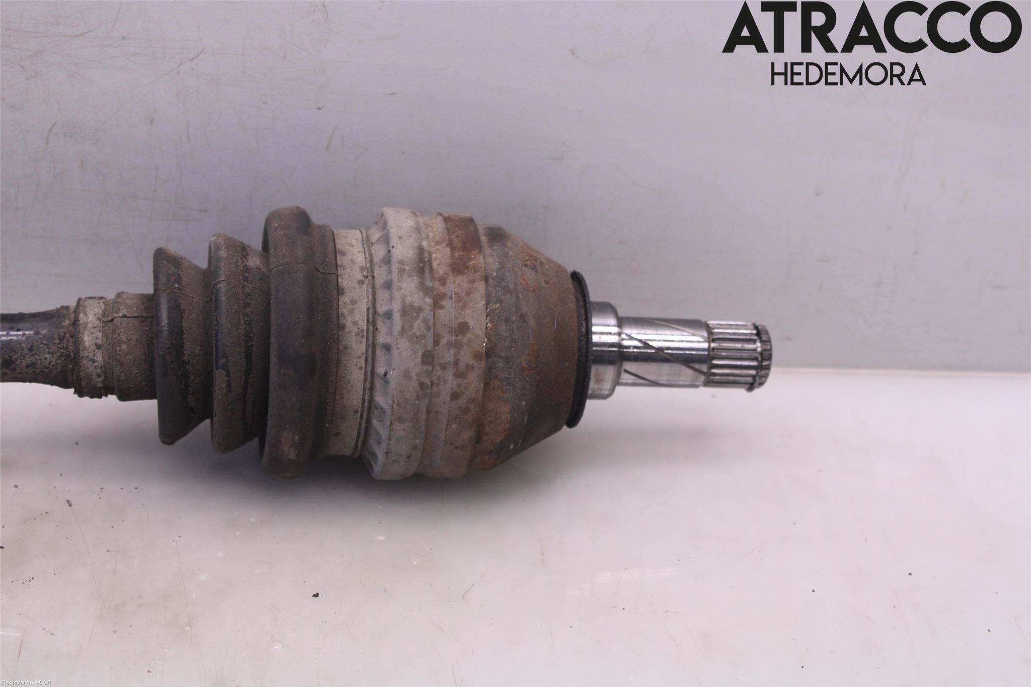 Opel VECTRA C 06-08 Drivaxel Fram Vänster