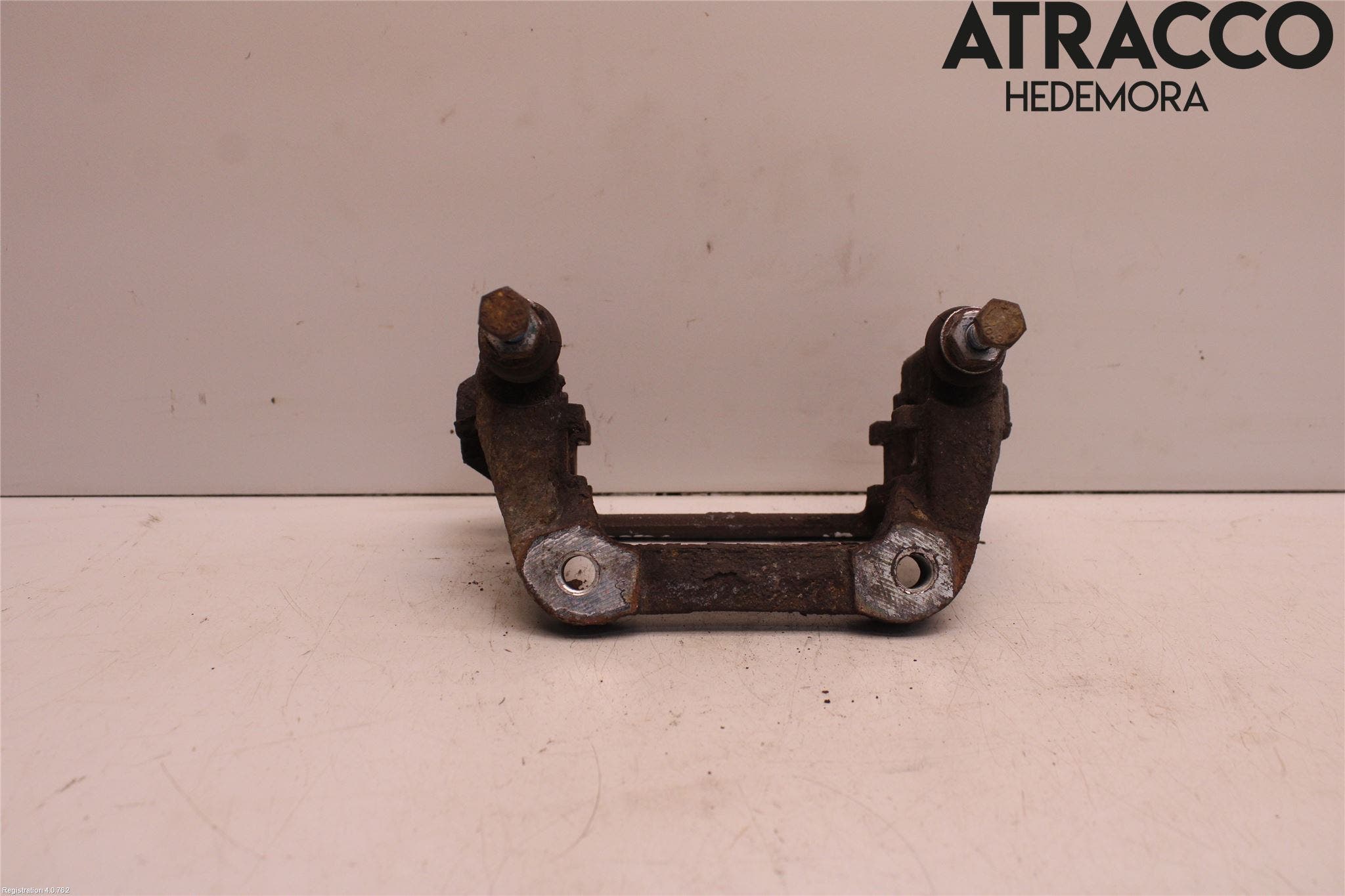 Volvo XC70 14-16 Bromsokshållare