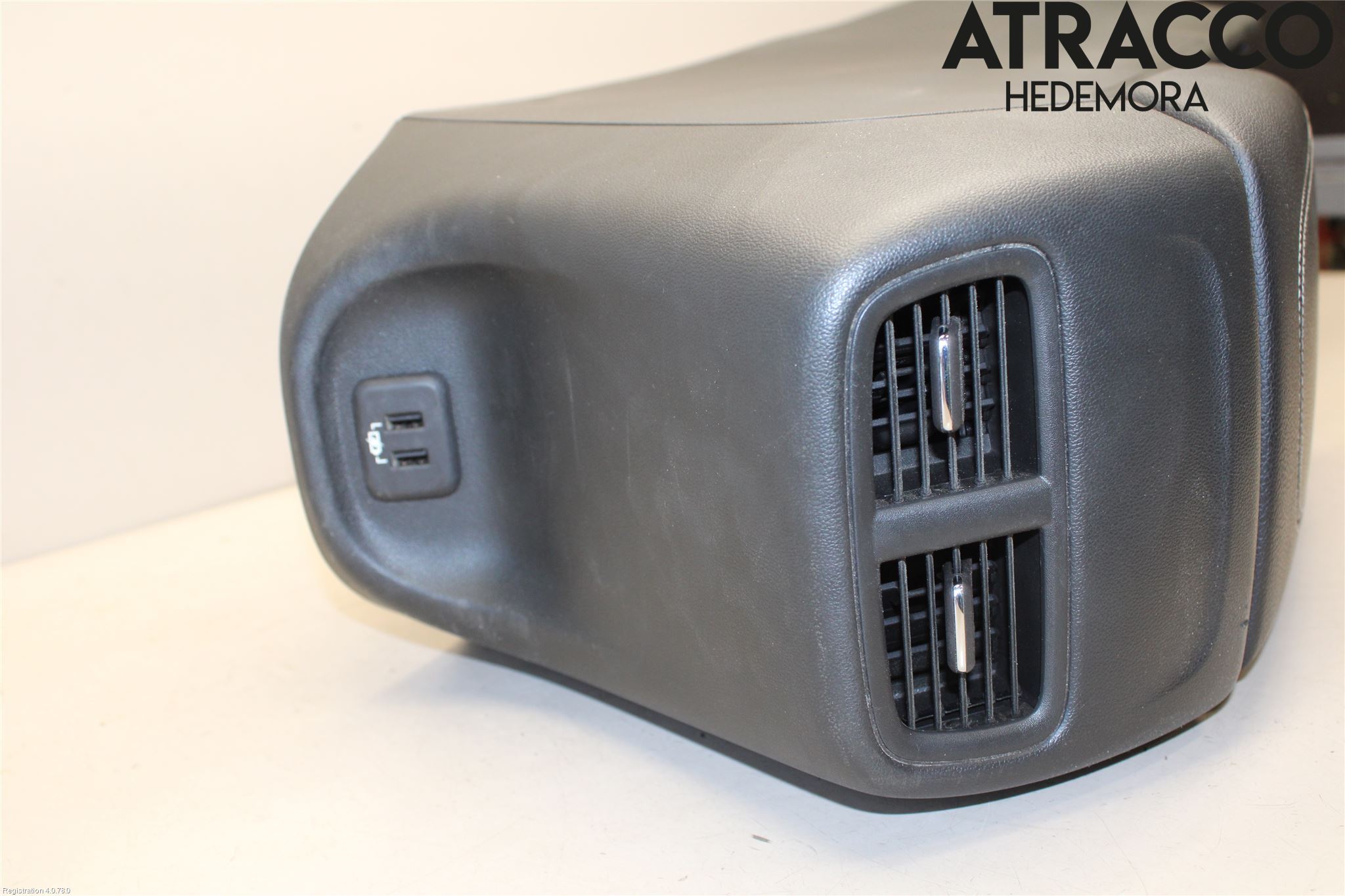 Opel INSIGNIA 17- Inr Tunnelfack