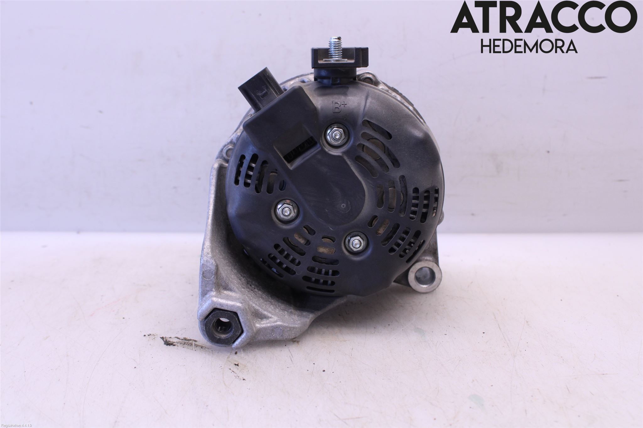 Mini COOPER CLUBMAN F54 16- Generator