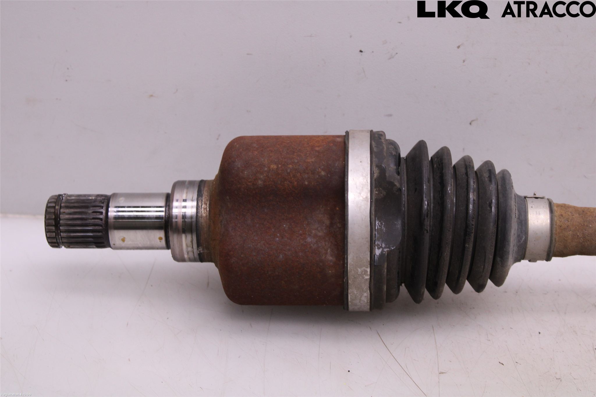 Ford FOCUS 15-18 Drivaxel Fram Vänster