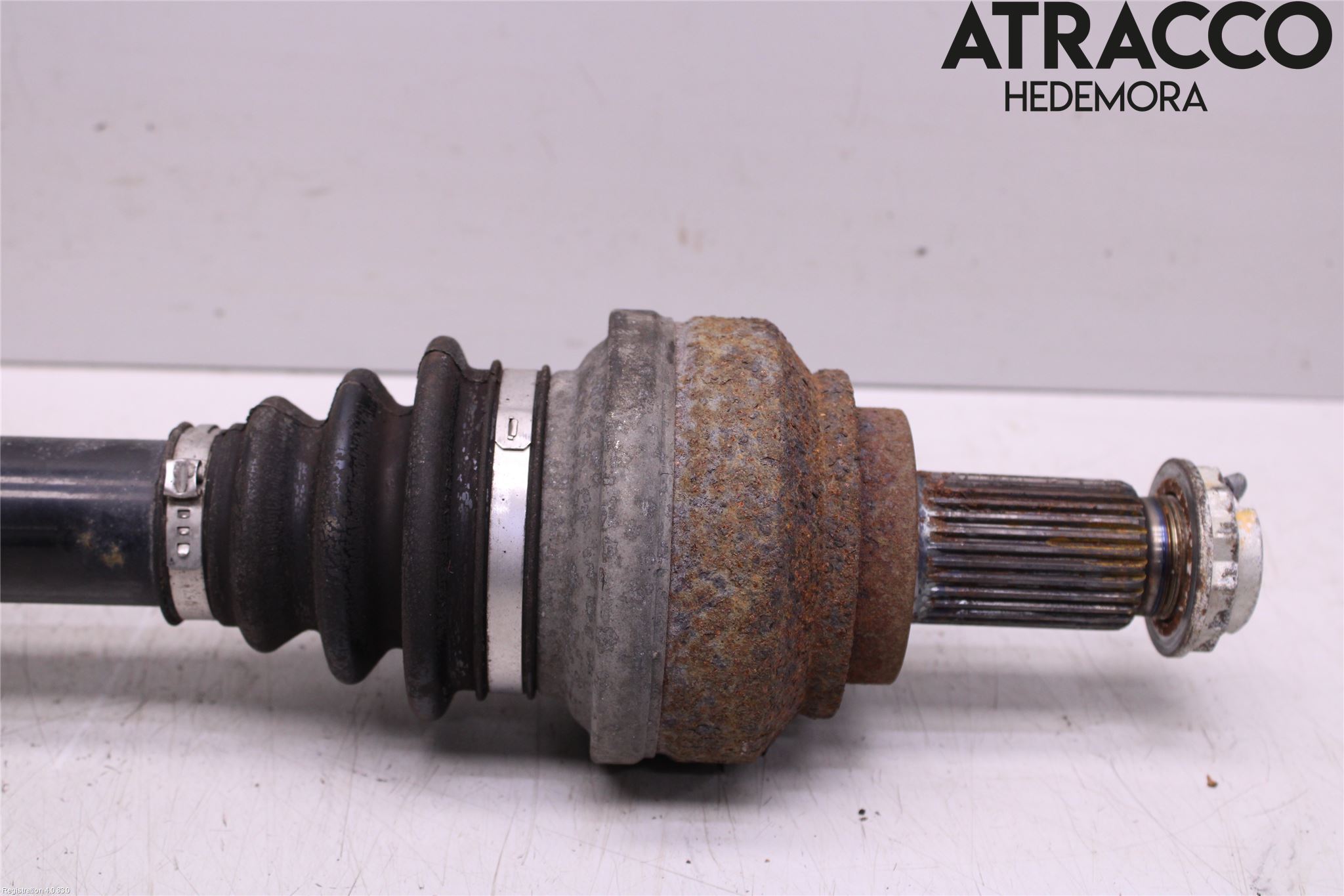 BMW 3 E92/93 Coupé/Cab 05-14 Drivaxel Bak Höger