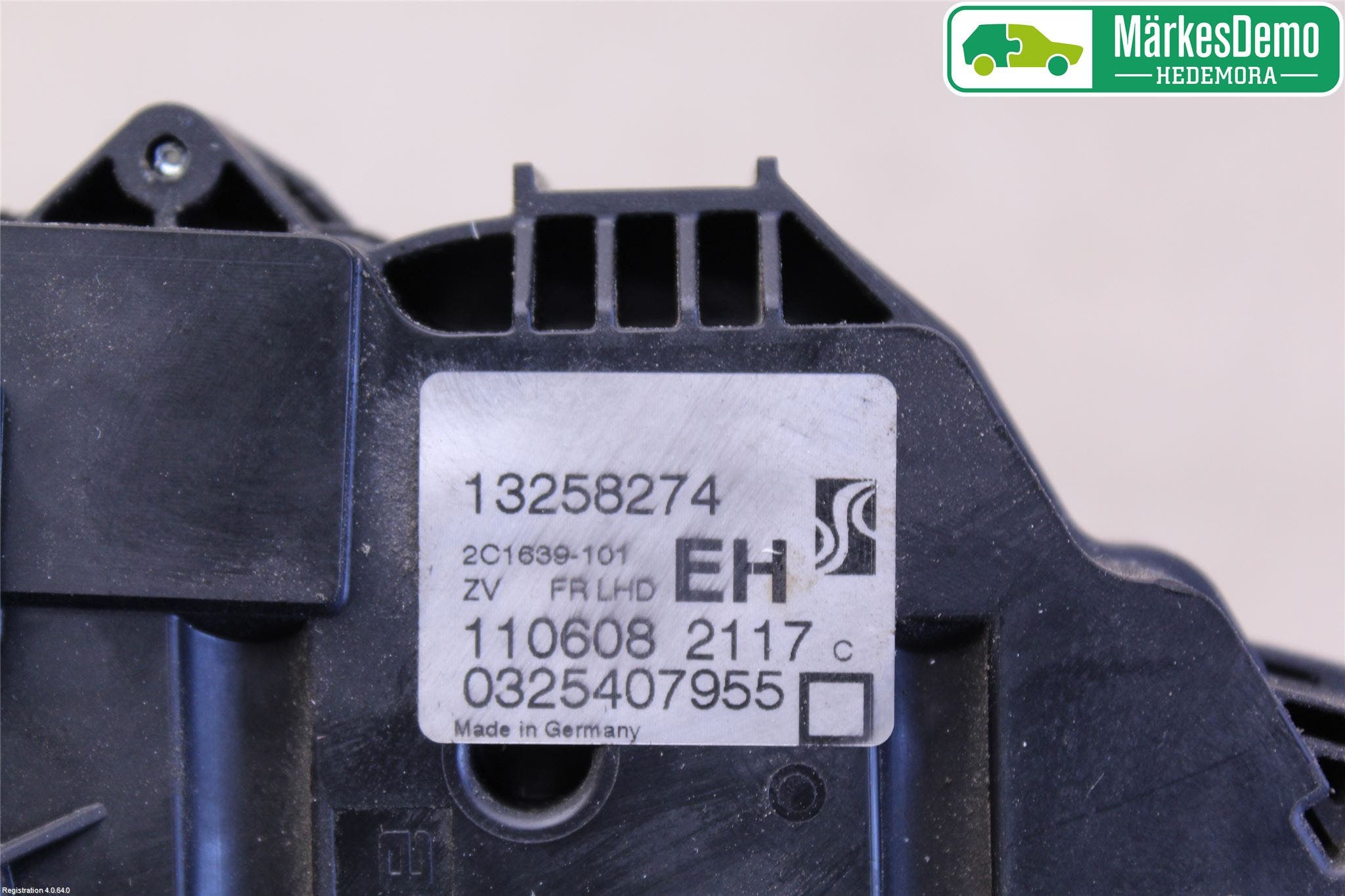 Opel CORSA D 07-14 Låskista-Dörrlås