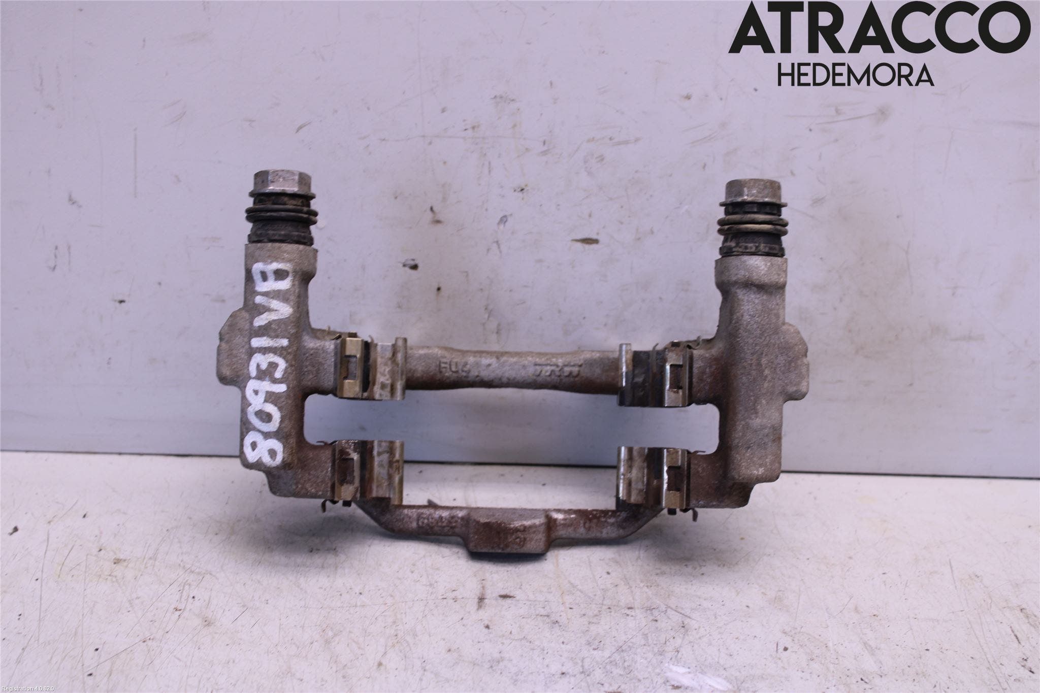 Toyota COROLLA 19- Bromsokshållare