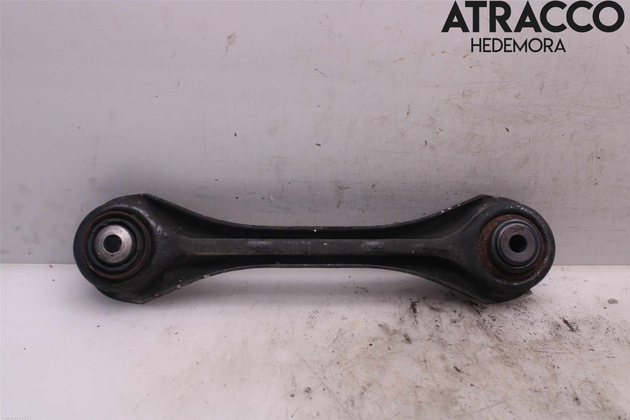 BMW 1 E82/88 Coupé/Cab 06-13 Bärarm Bak Övre Höger