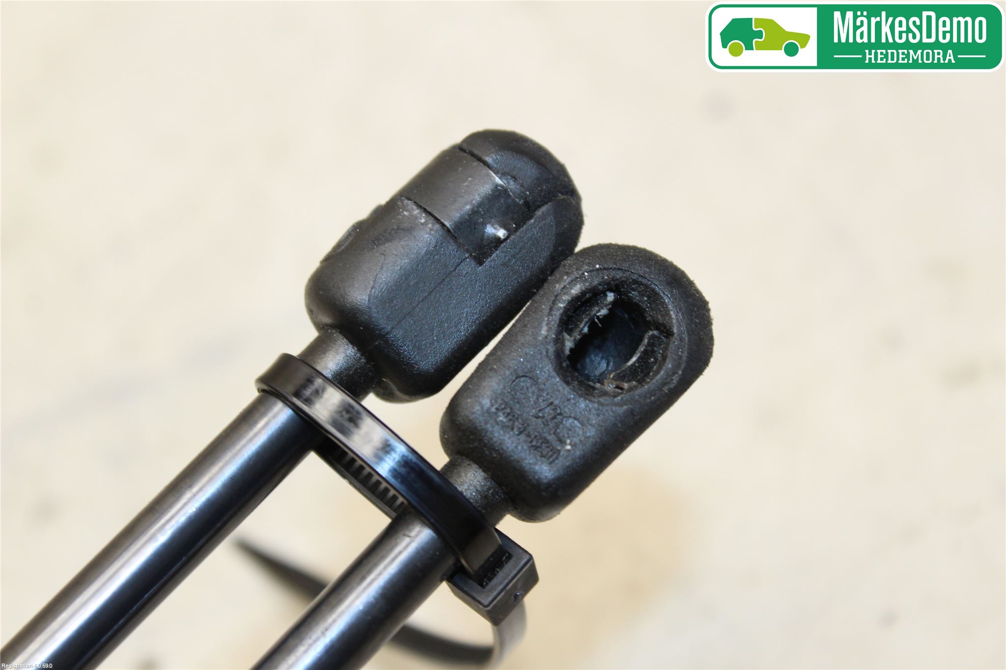 Audi Q7/SQ7 Gasfjäder Motorhuv