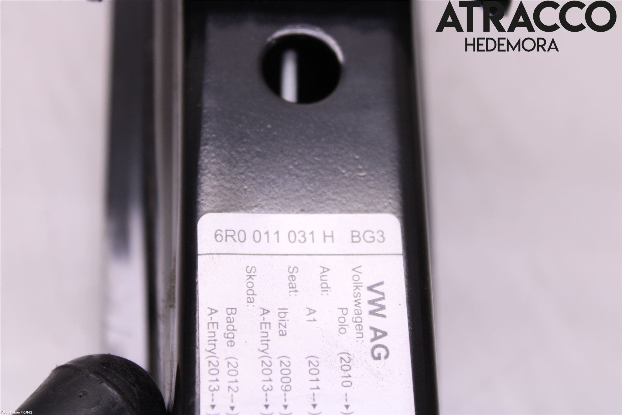 Volkswagen VW POLO 10-17 Domkraft