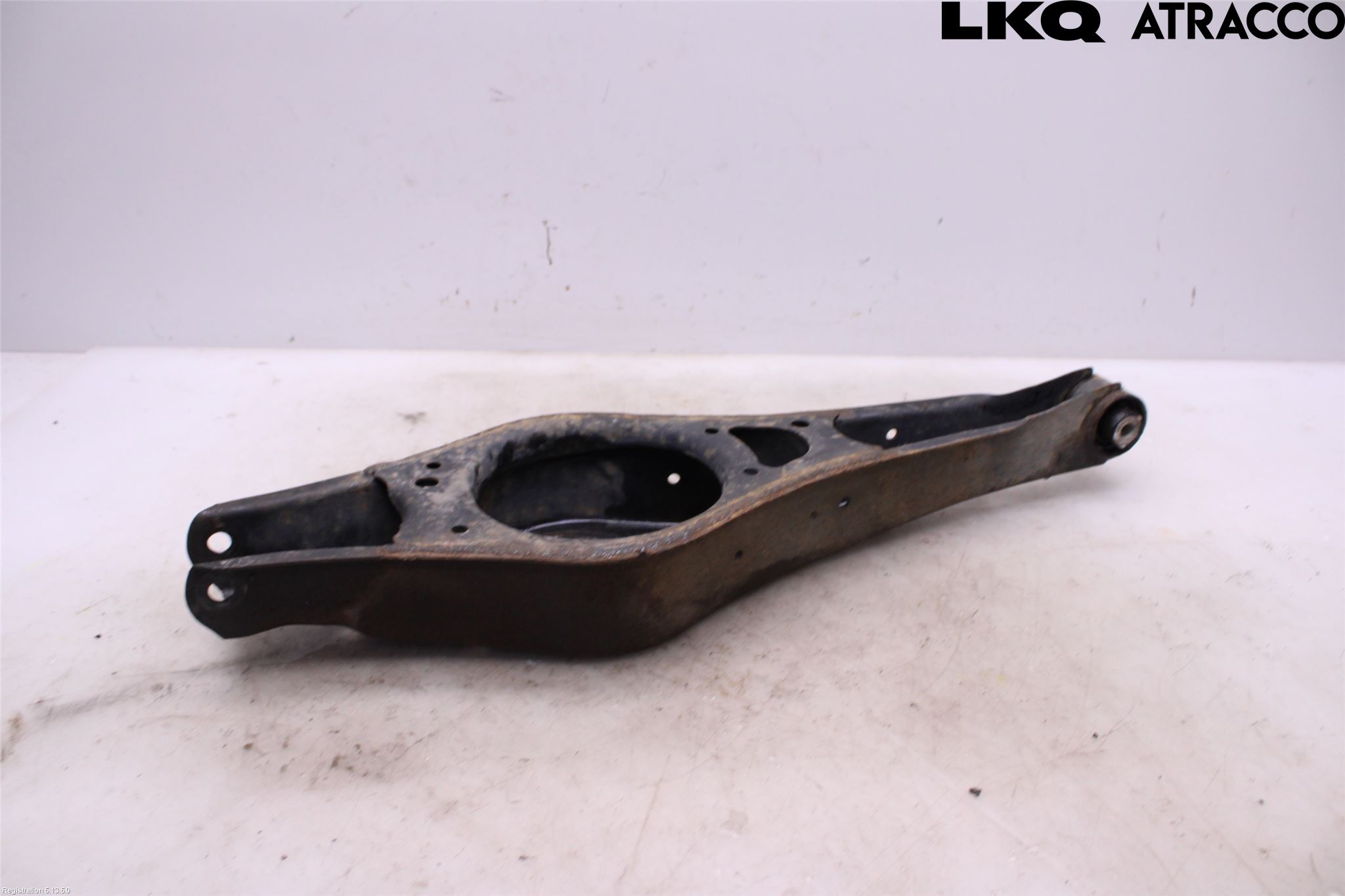 Volkswagen VW PASSAT 05-11 Bärarm Bak Höger