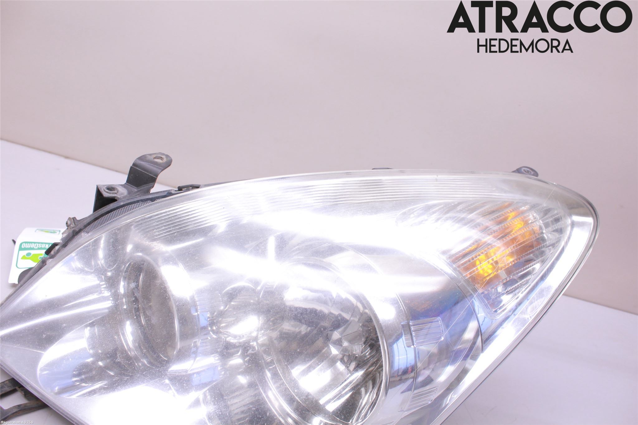 Toyota COROLLA VERSO 04-07 Strålkastare Vänster