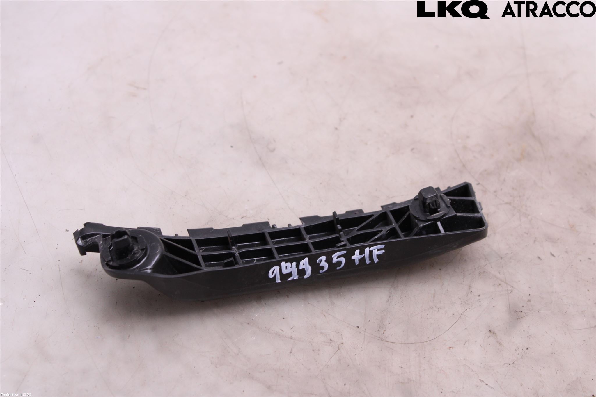 Toyota YARIS XP130 12-14 Stötfångarfäste Fram Hö