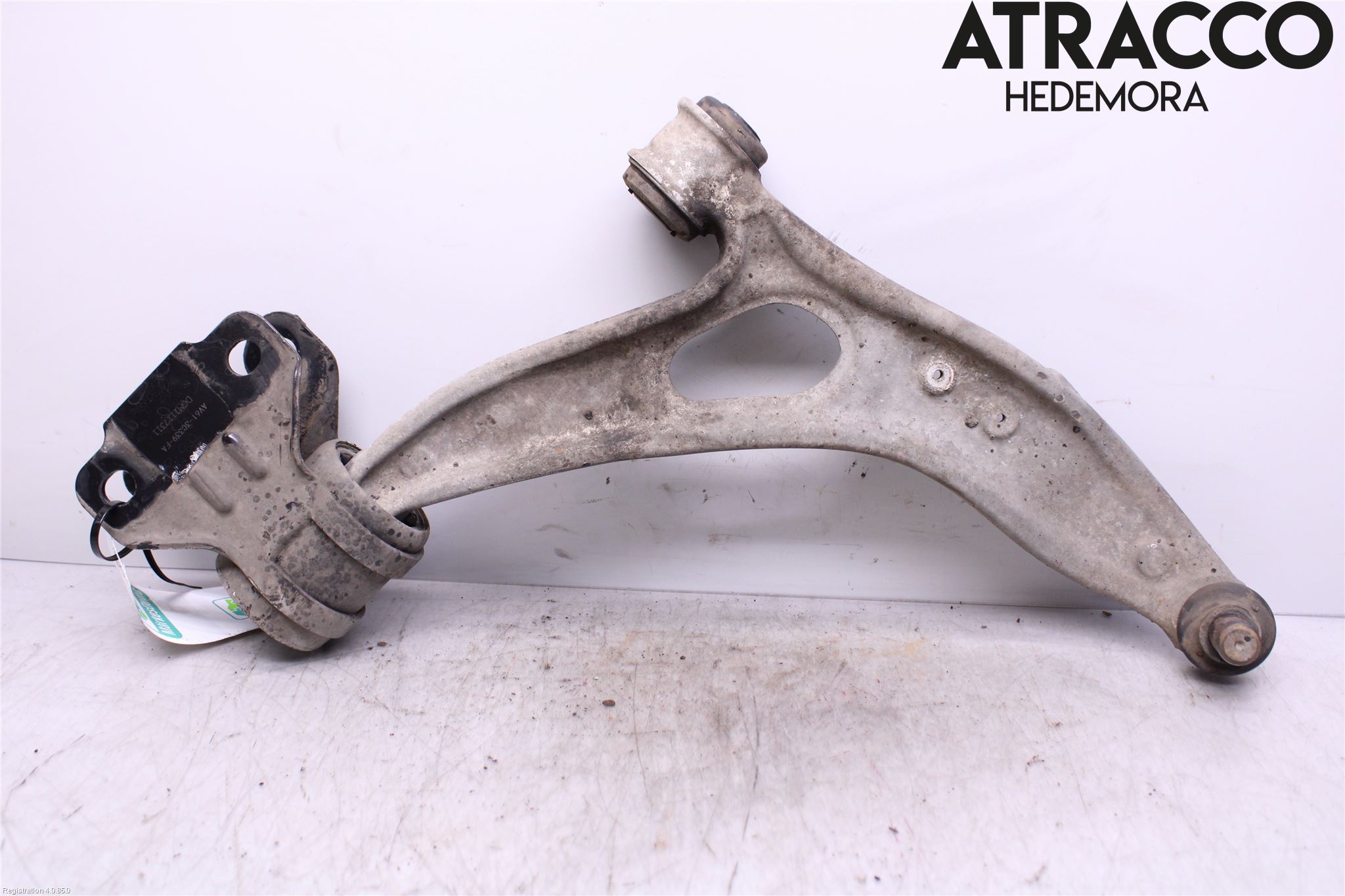 Ford C-MAX II  11-14 Bärarm Fram Undre Hö