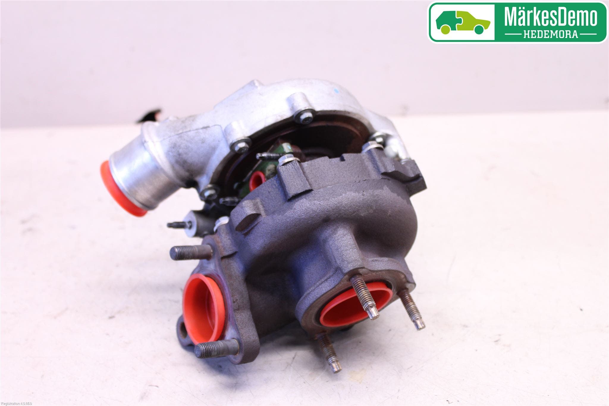 Toyota AVENSIS 09-15 Turboaggregat
