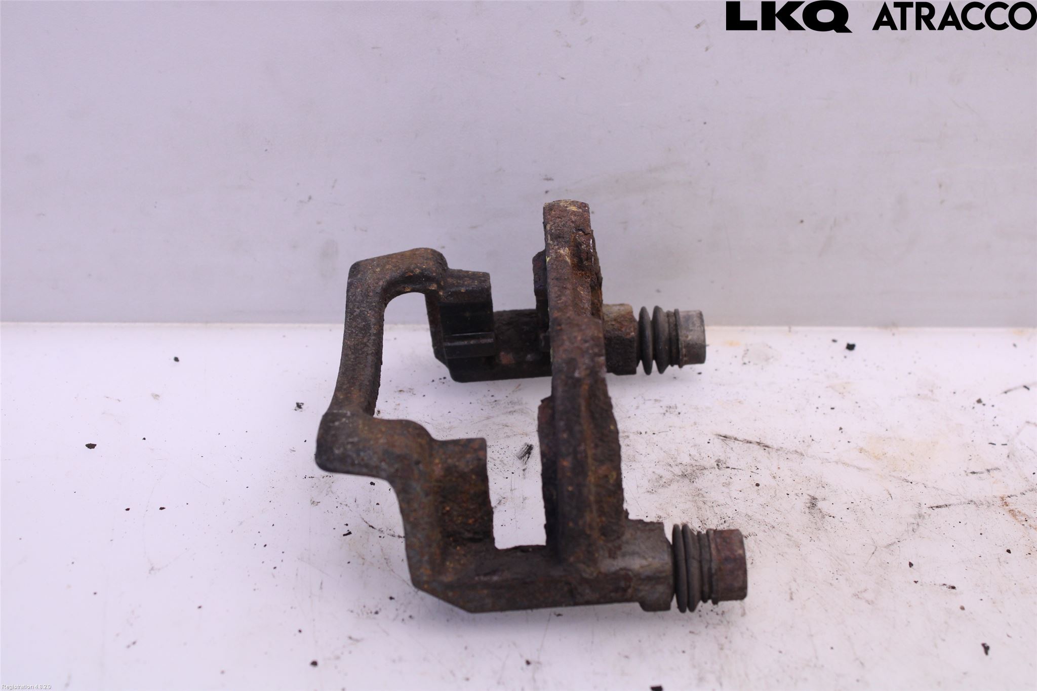 Mini CABRIO F57 16-24 Bromsokshållare