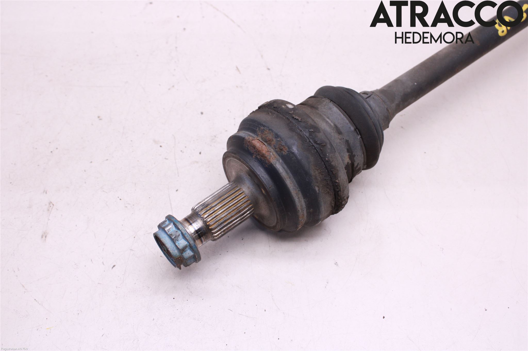 Mercedes-Benz MB C-KLASS (W205) 14-21 Drivaxel Bak Vänster