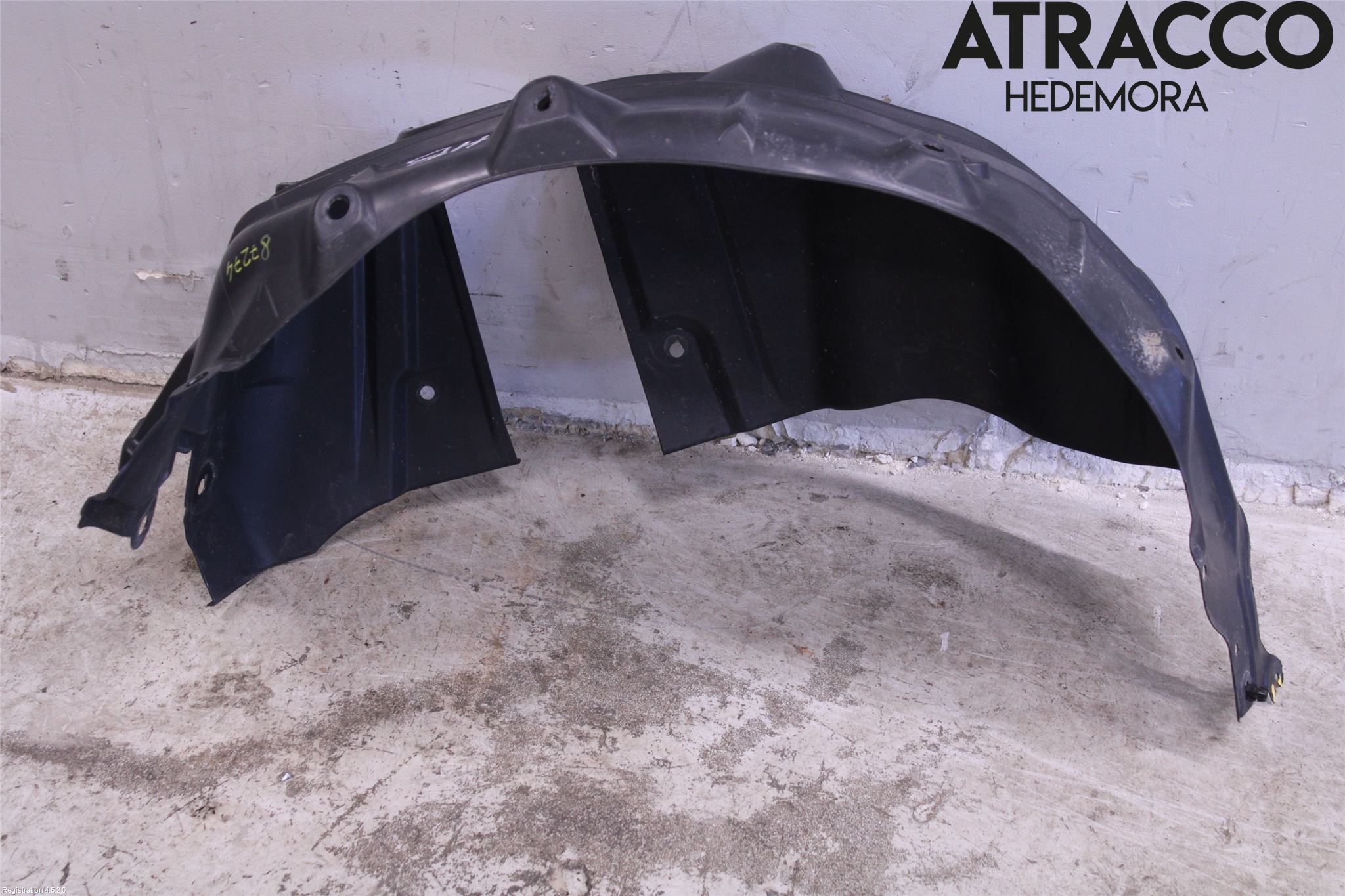 Toyota YARIS CROSS XP21 21- Skärm Inner