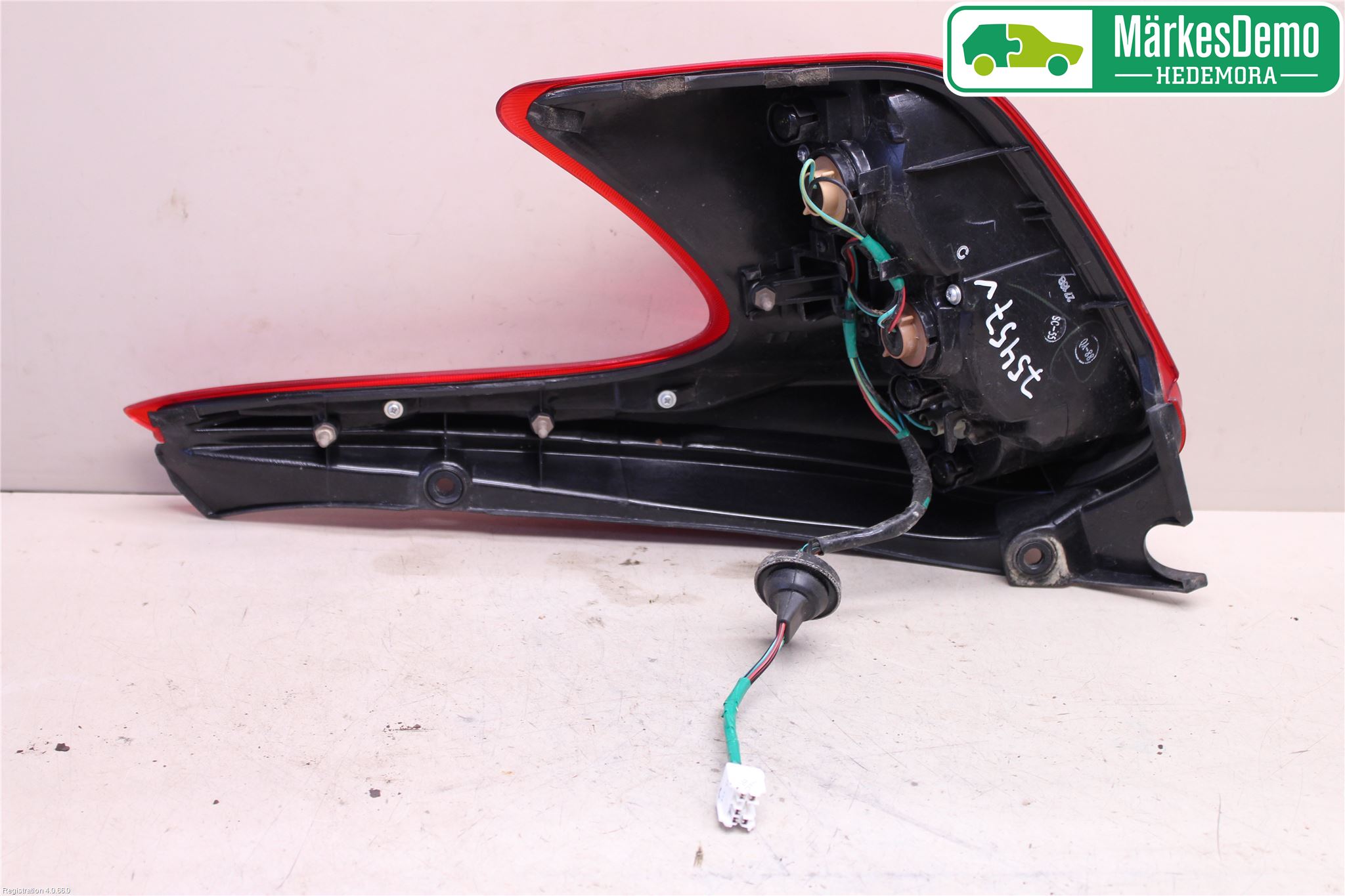 Nissan JUKE 10-14 Bakljus Vänster