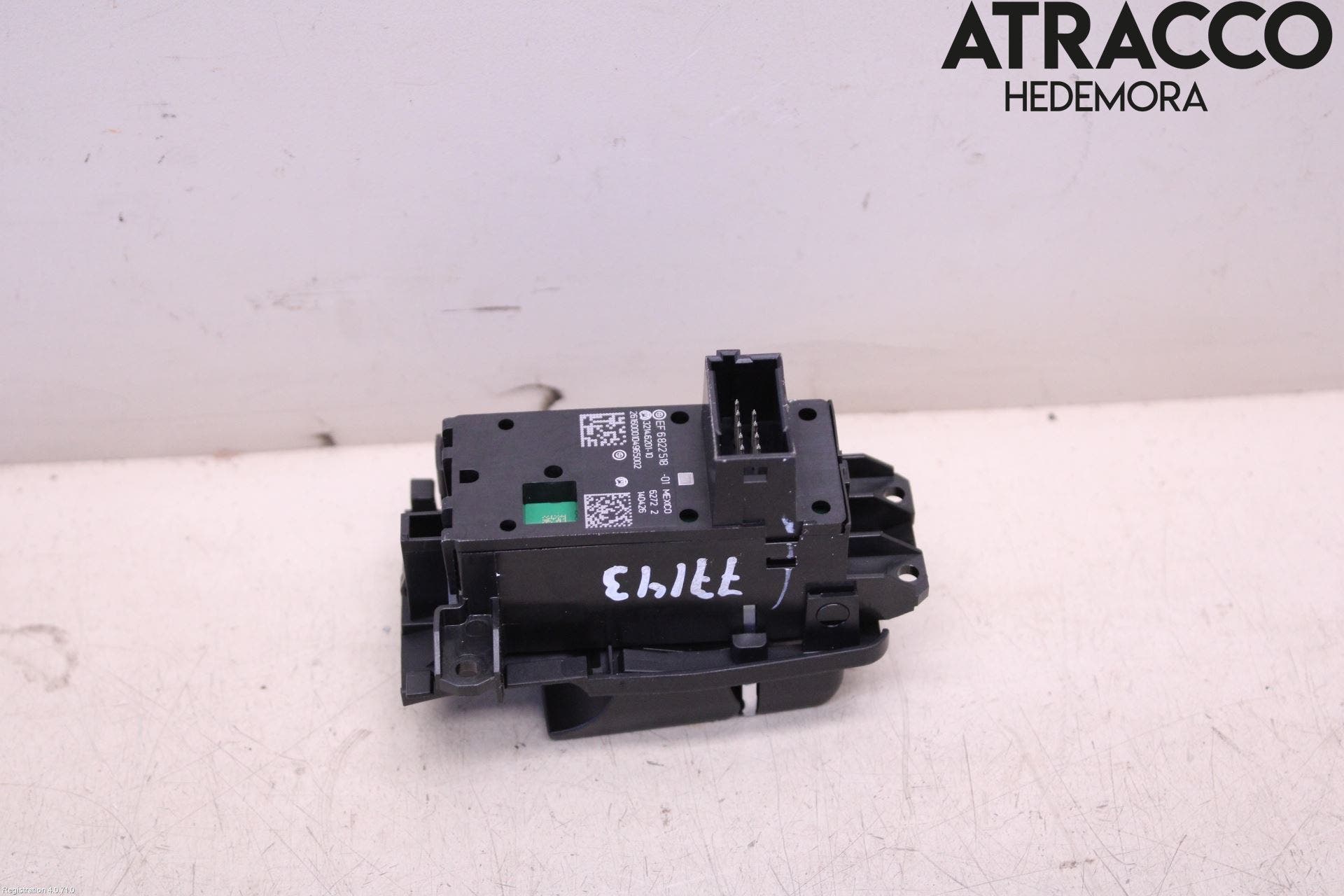 BMW 5 F10/F11/F18 09-17 Strömställare Parkeringsbroms