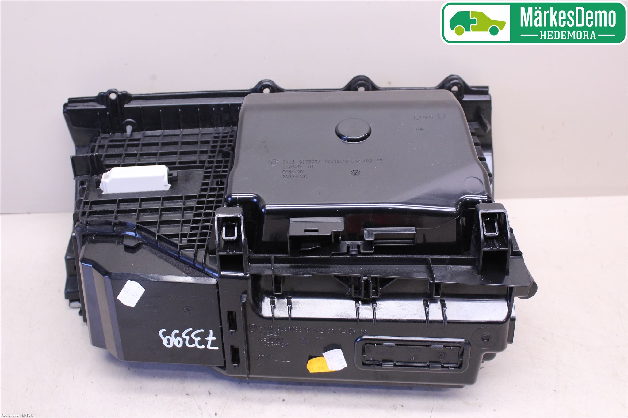 BMW 5 F10/F11/F18 09-17 Handskfack