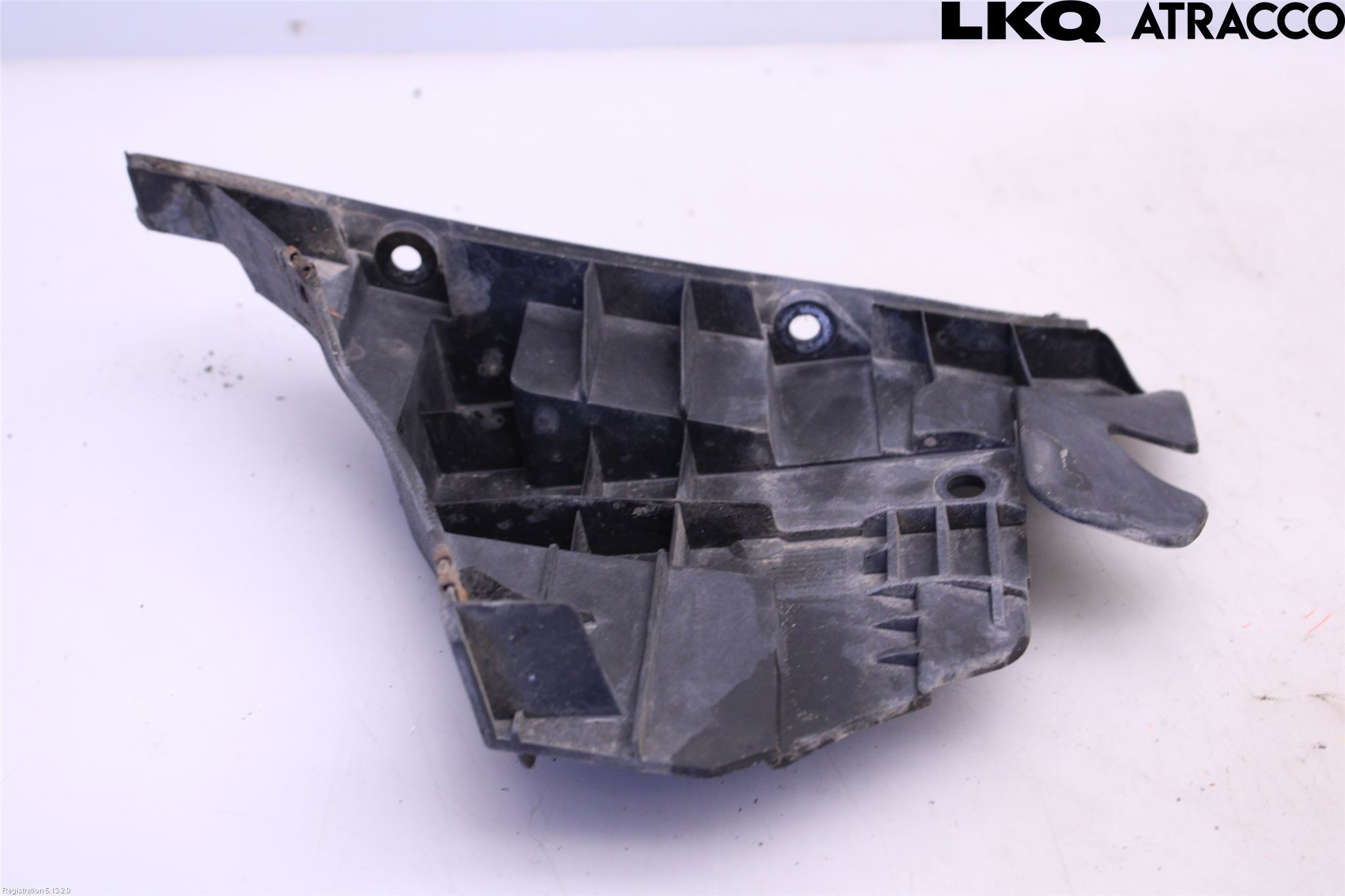 Volvo V70 08-13 Stötfångarfäste Fram Hö