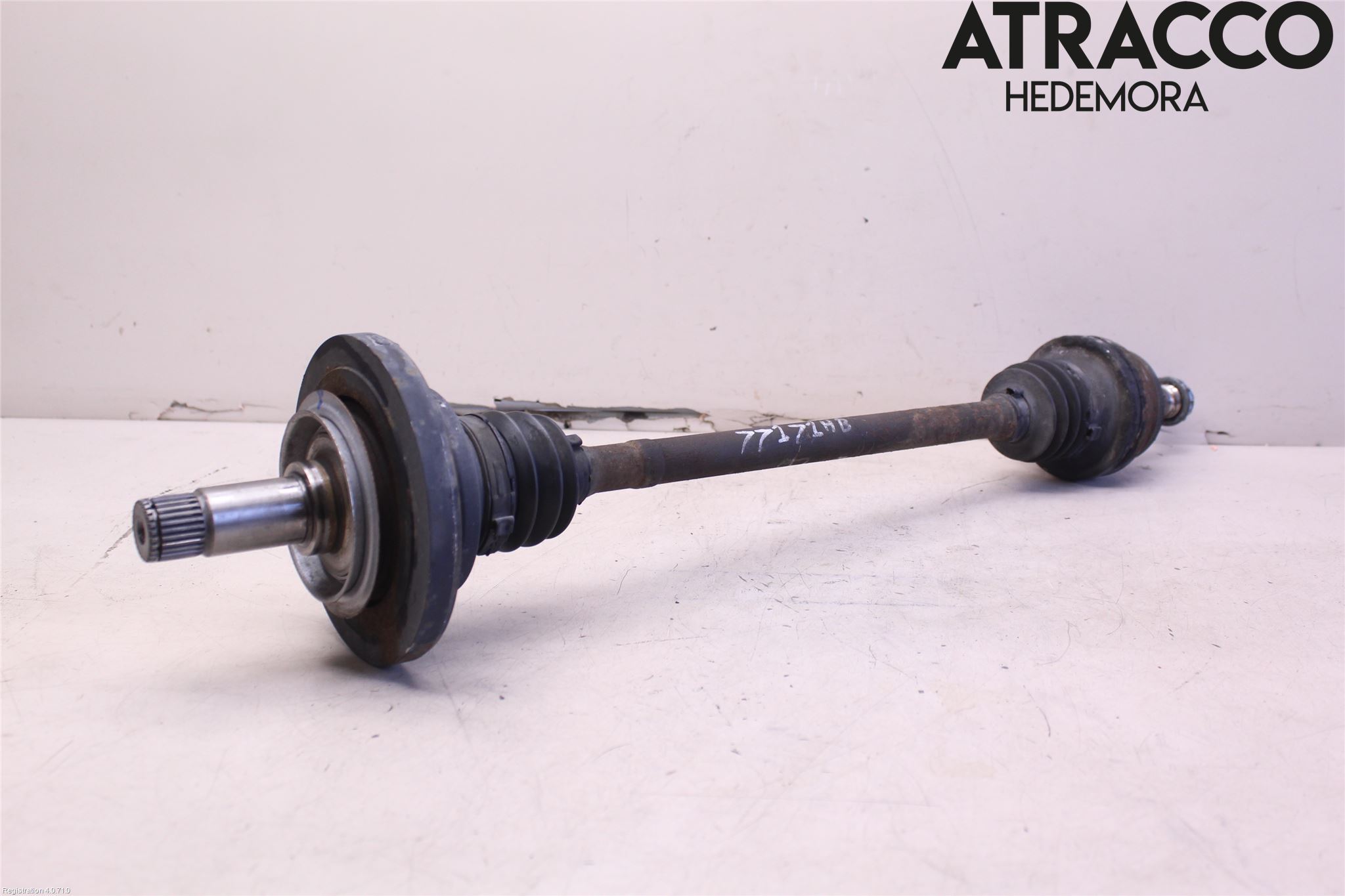 Mercedes-Benz MB SL-KLASS (R230) 00-11 Drivaxel Bak Höger