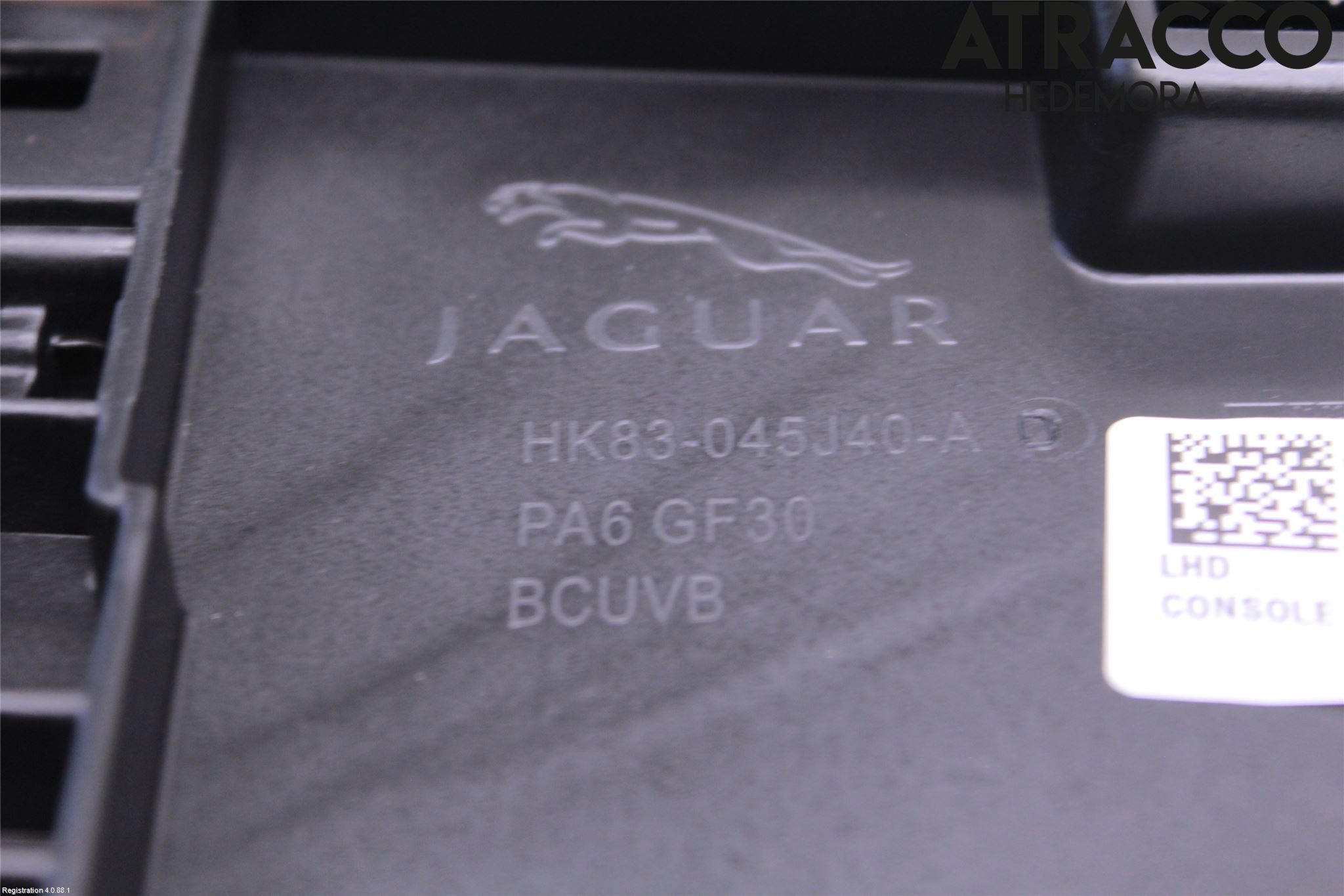Jaguar F-PACE Instrumentkonsoll Mitt