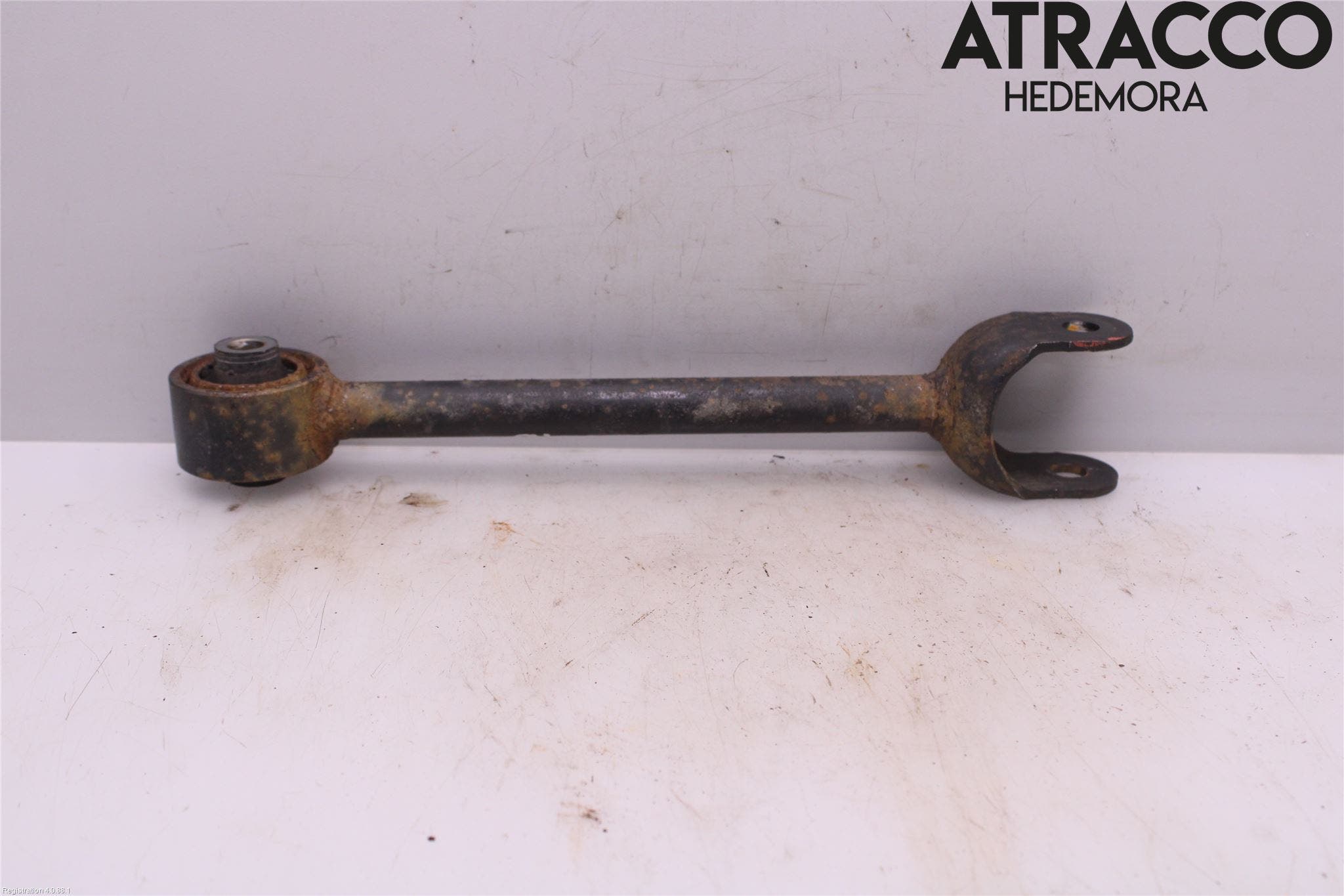 Toyota C-HR 16-23 Bärarm Bak Höger