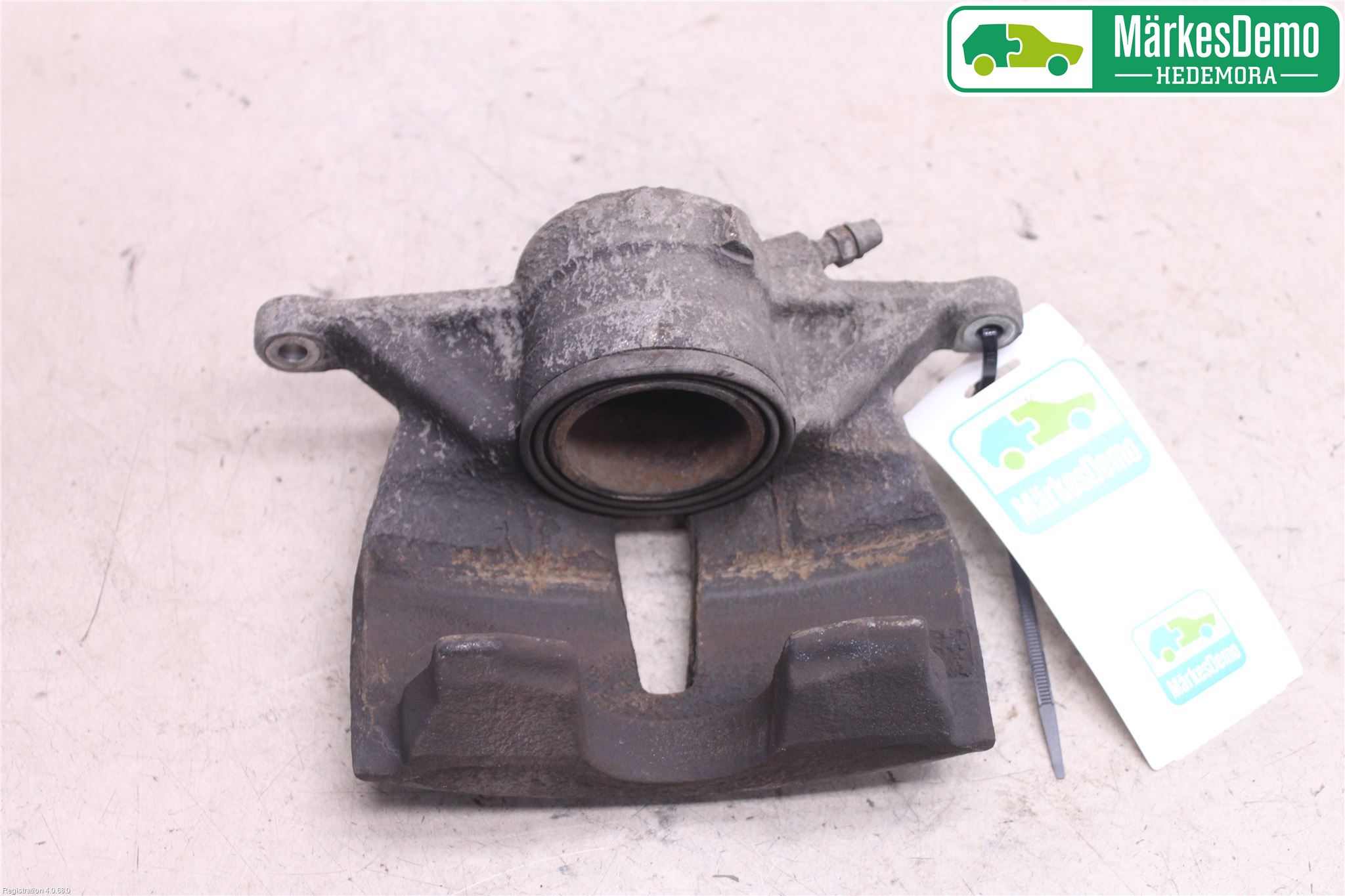 Volkswagen VW TIGUAN 16-24 Bromsok Fram Höger