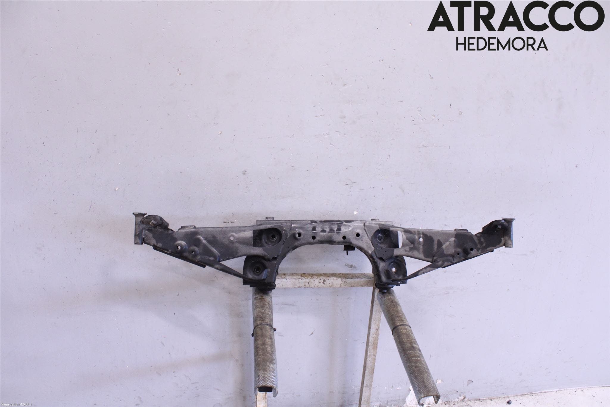 BMW X1 F48 15-22 Bakaxelbalk