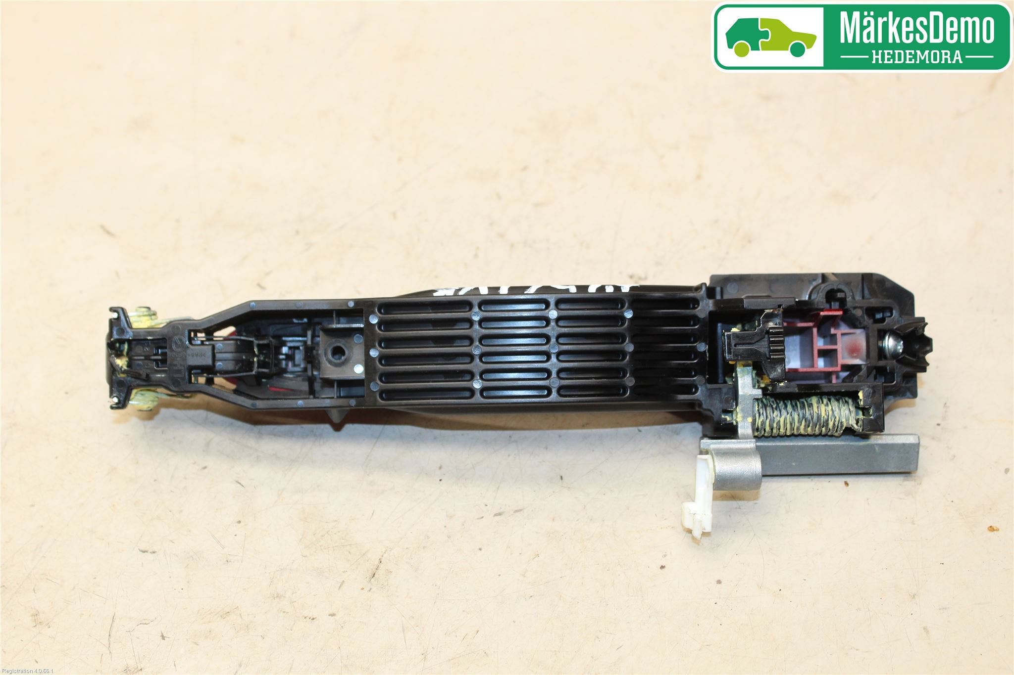 Mazda CX-5 17- Dörrhandtag Yttre Vä