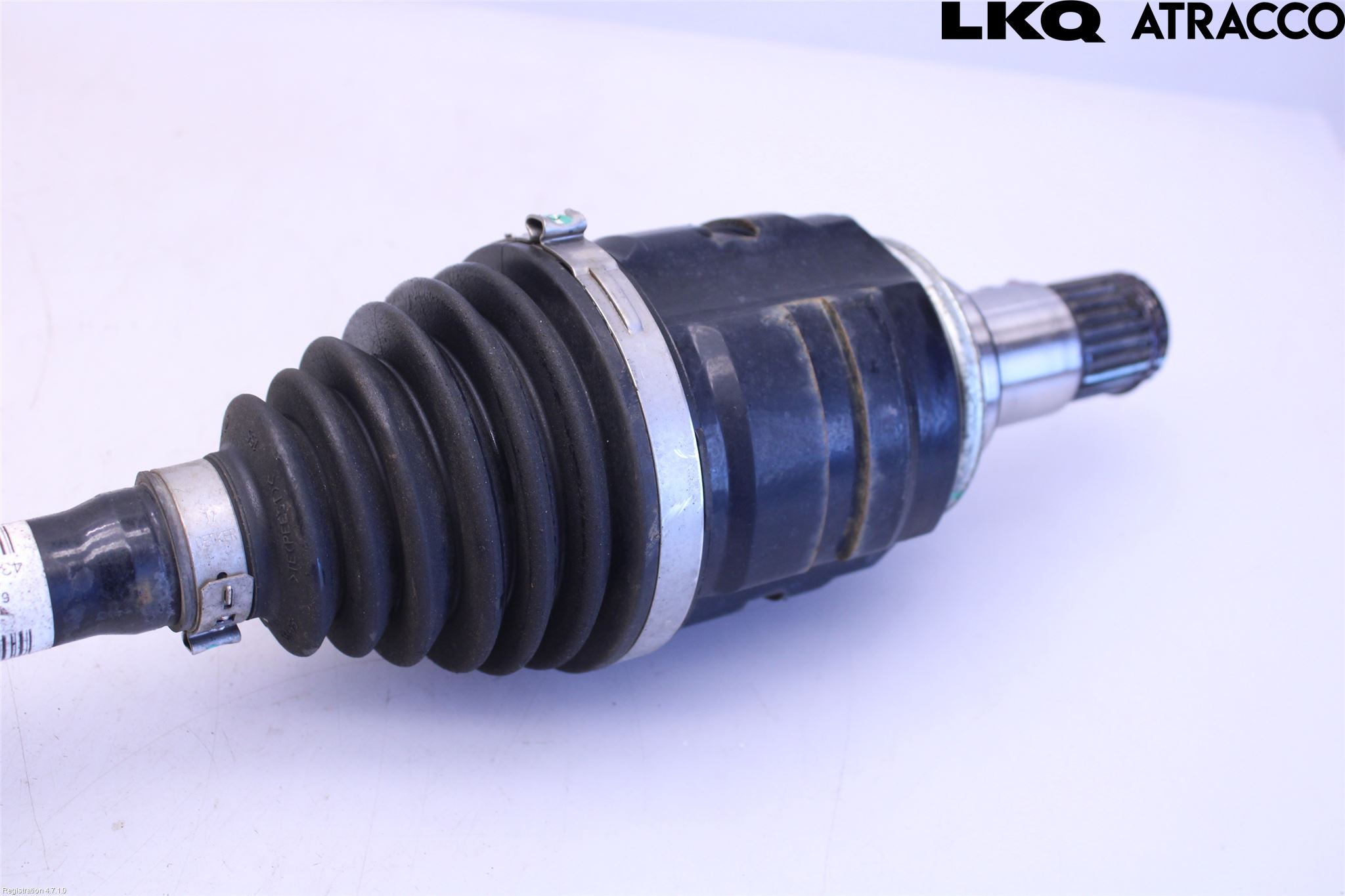 Toyota C-HR 16-23 Drivaxel Fram Vänster