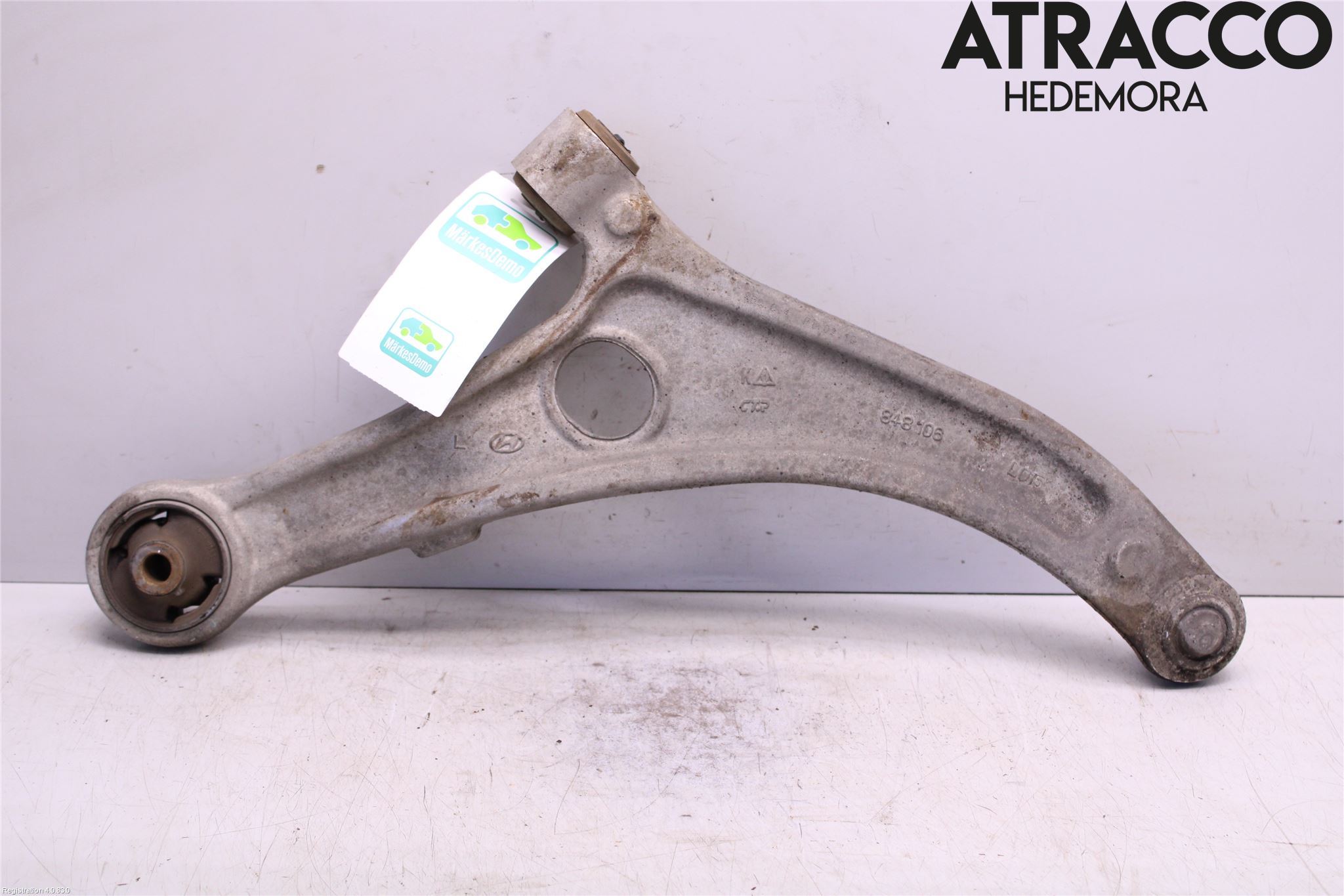 Hyundai i40 16-18 Bärarm Fram Undre Vä