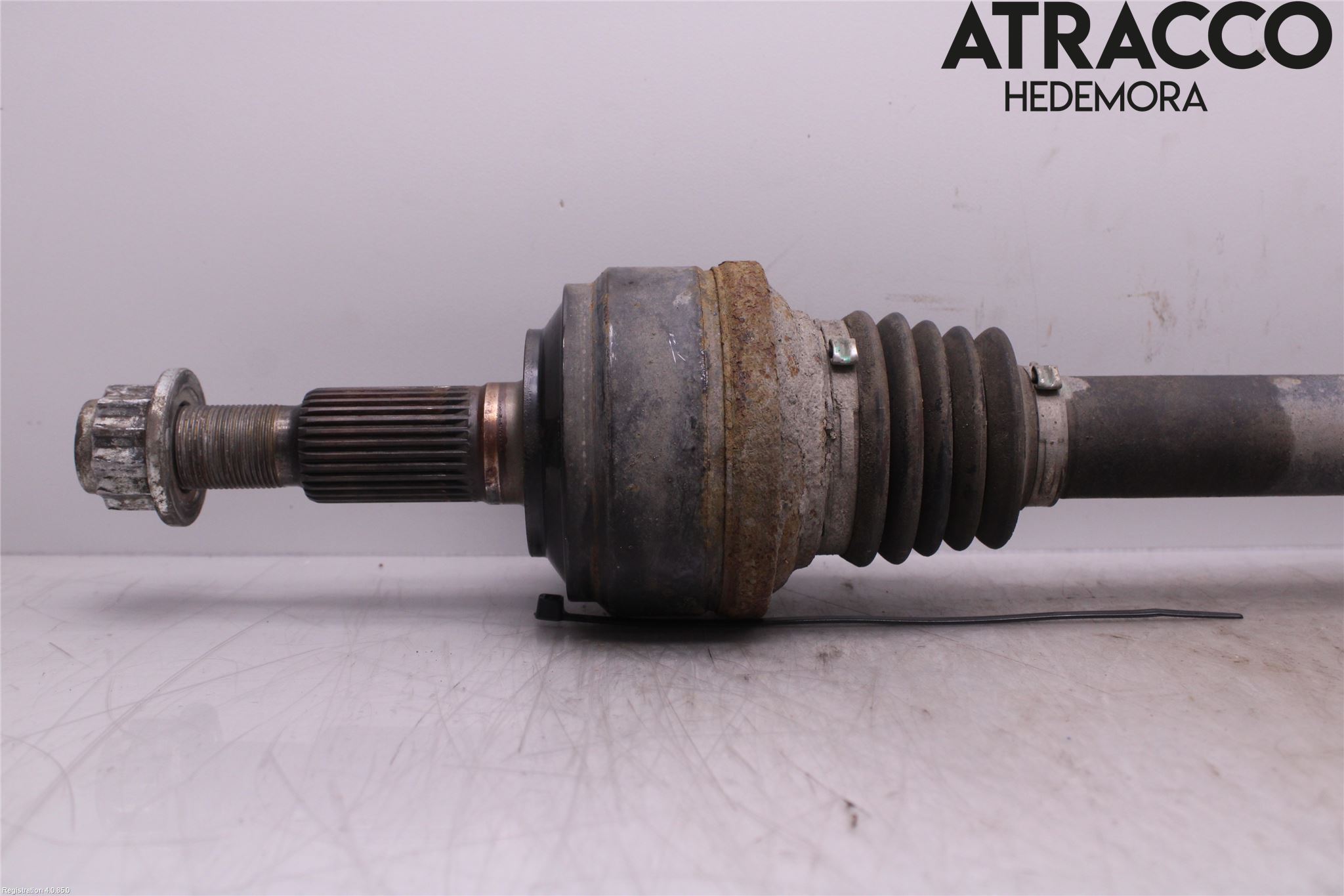 Porsche CAYENNE 03- Drivaxel Bak Höger