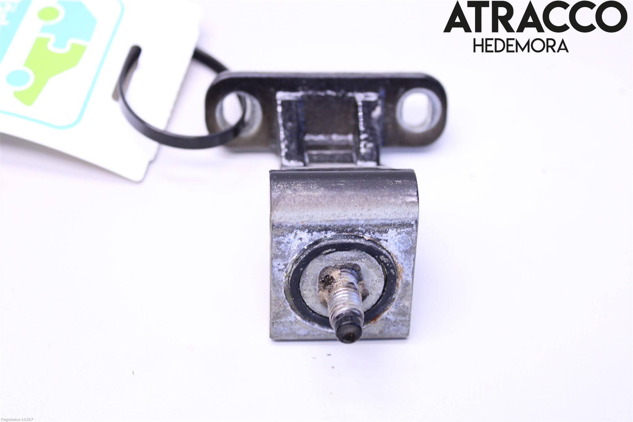 Skoda KODIAQ 17-24 Bakluckegångjärn Hö