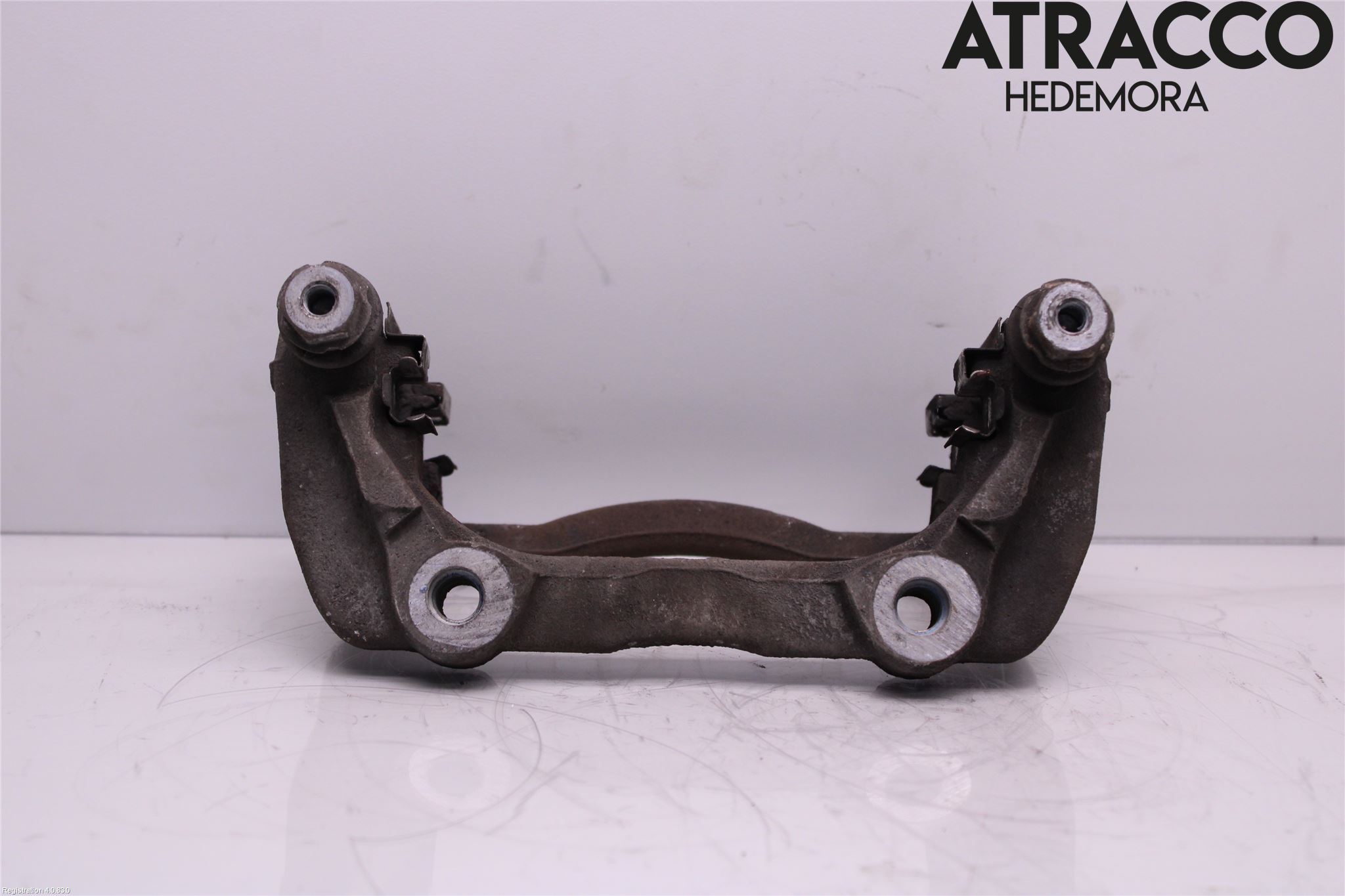 Mercedes-Benz MB C-KLASS (W204) 07-15 Bromsokshållare