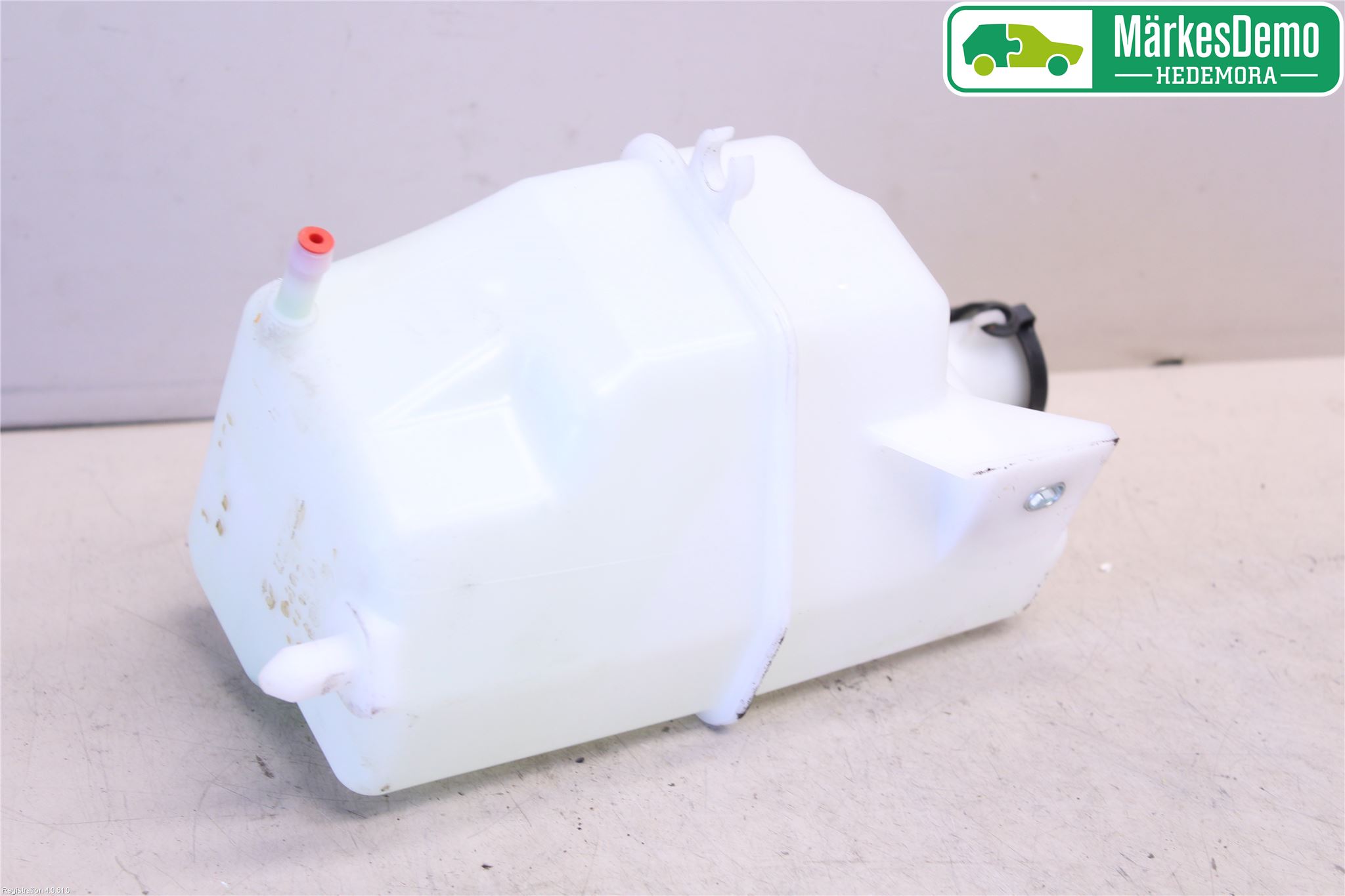 Mazda 2 (DE) 08-15 Expansionstank