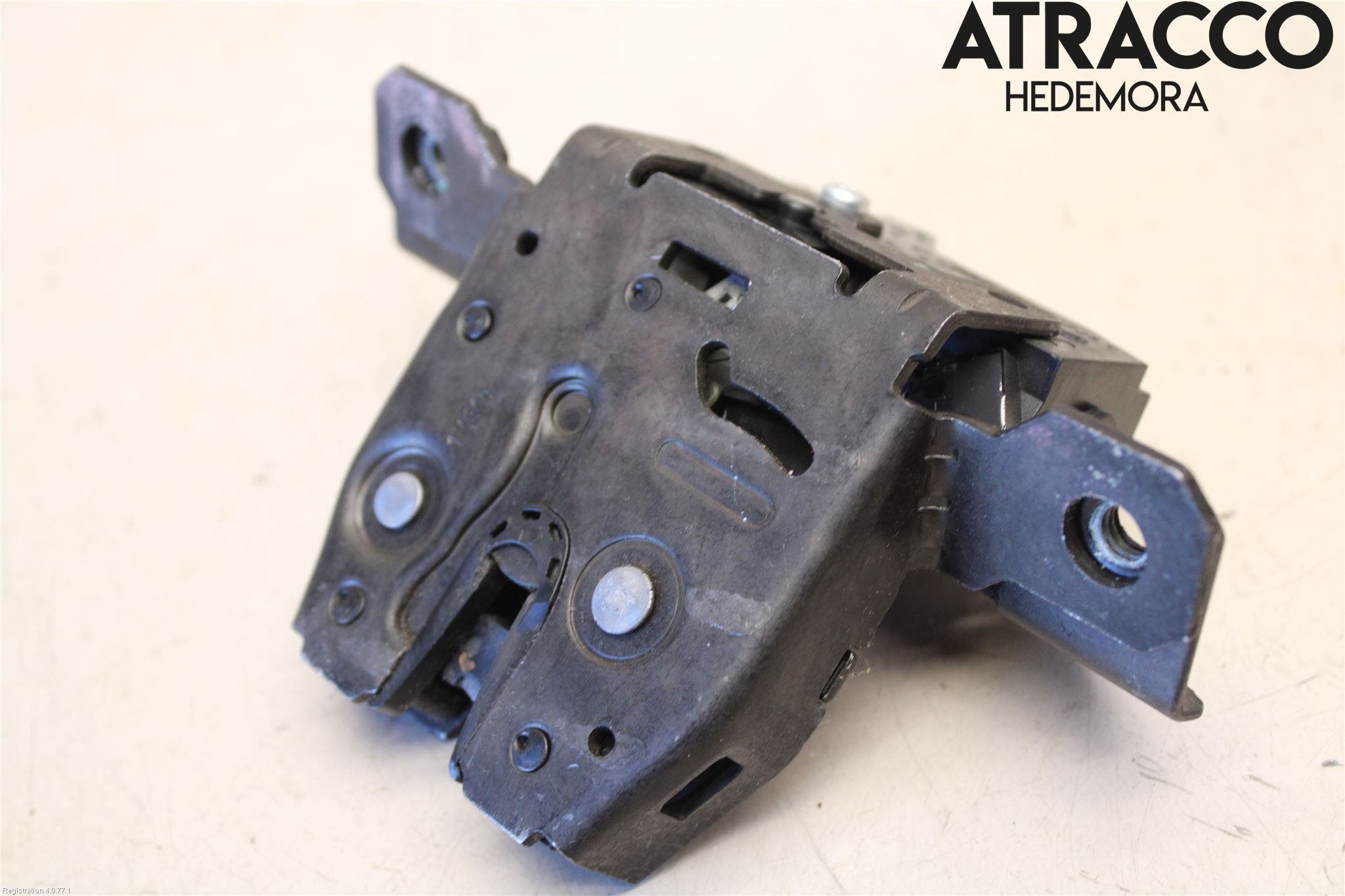 Opel ASTRA J 10-15 Låskista Baklucka