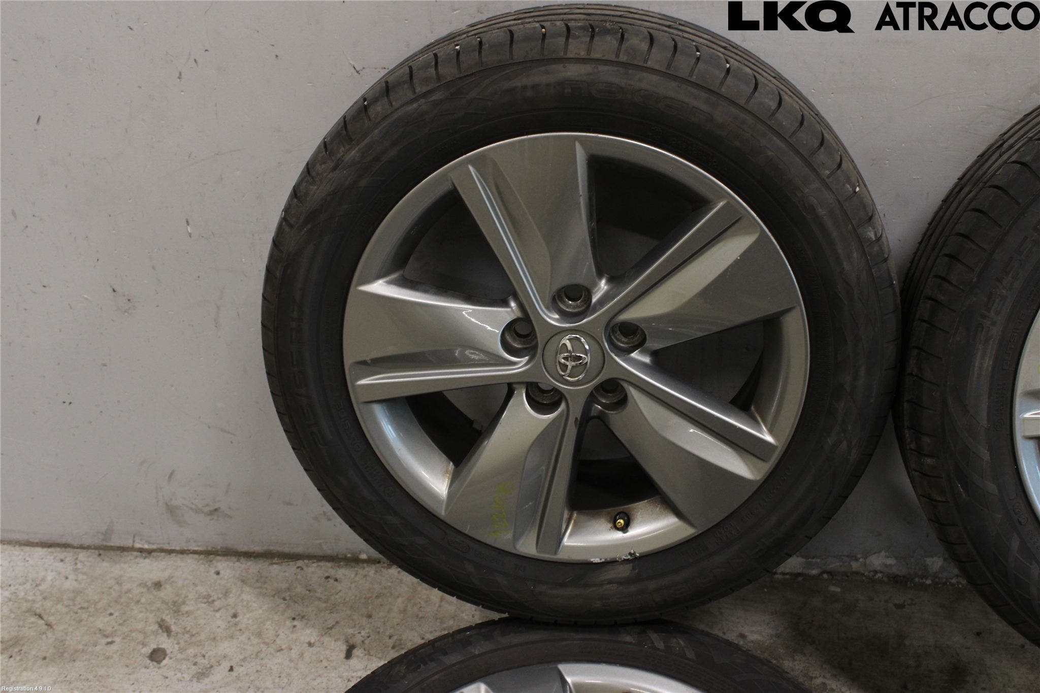 Toyota AVENSIS 09-15 Sommardäck Alumfälg 4St