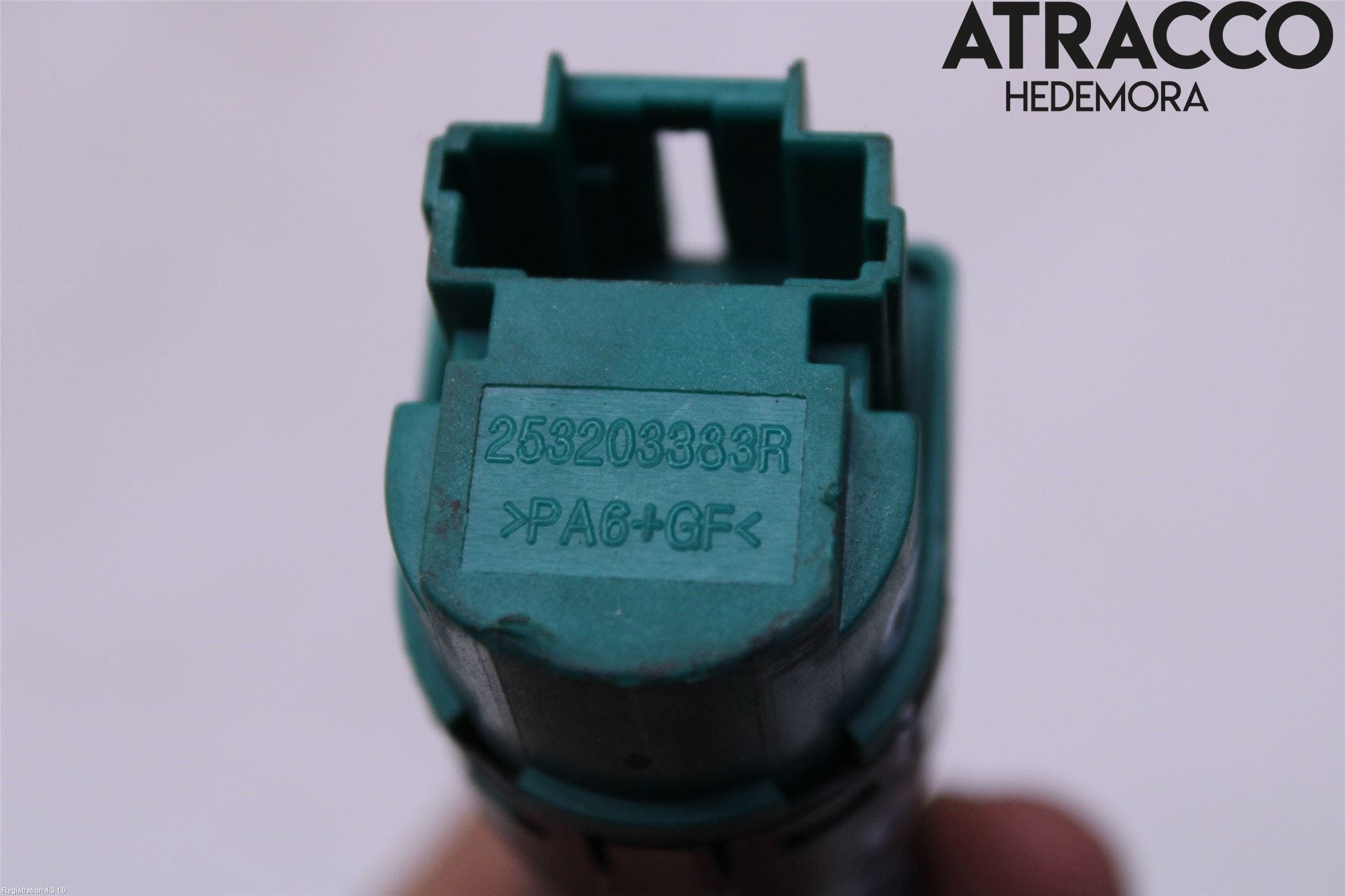 Opel VIVARO 15-19 Bromsljuskontakt