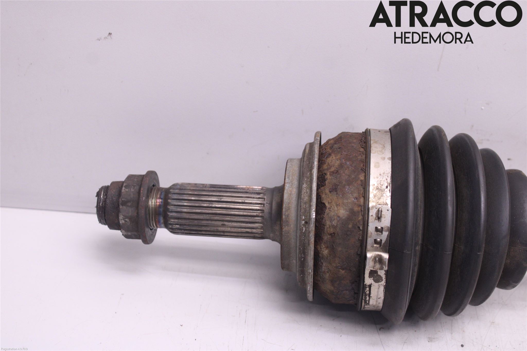 Toyota YARIS XP90 06-11 Drivaxel Fram Höger