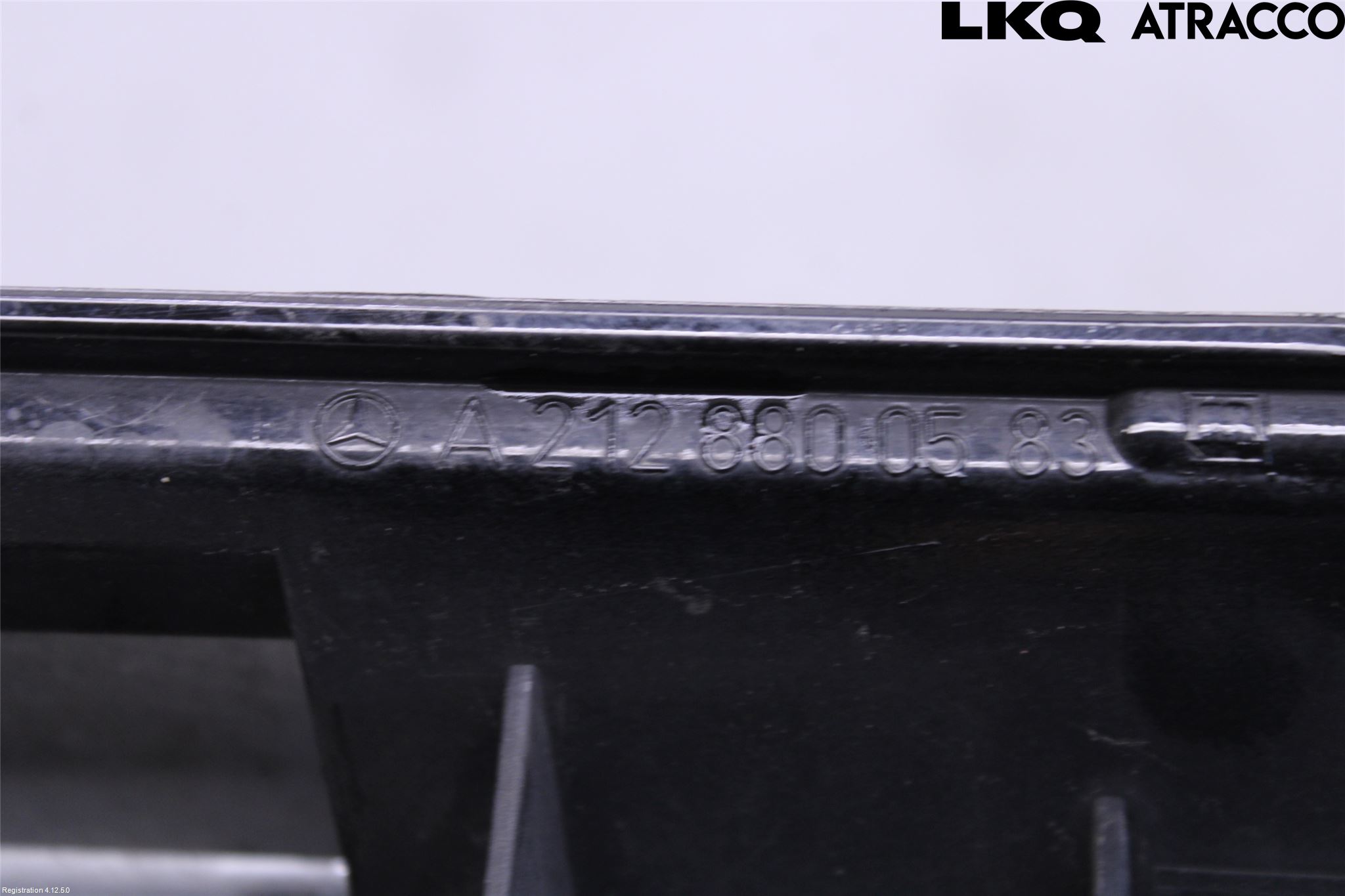 Mercedes-Benz MB E-KLASS (W212) 09-16 Grill Komp