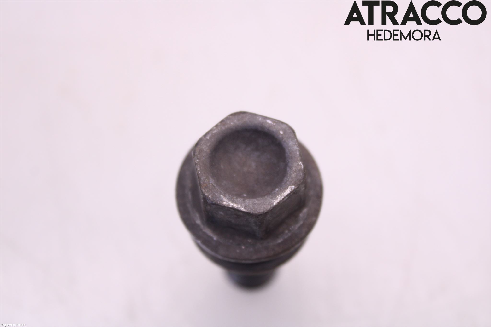 Volvo V90 17->> Hjulmutter-Bult-Sats