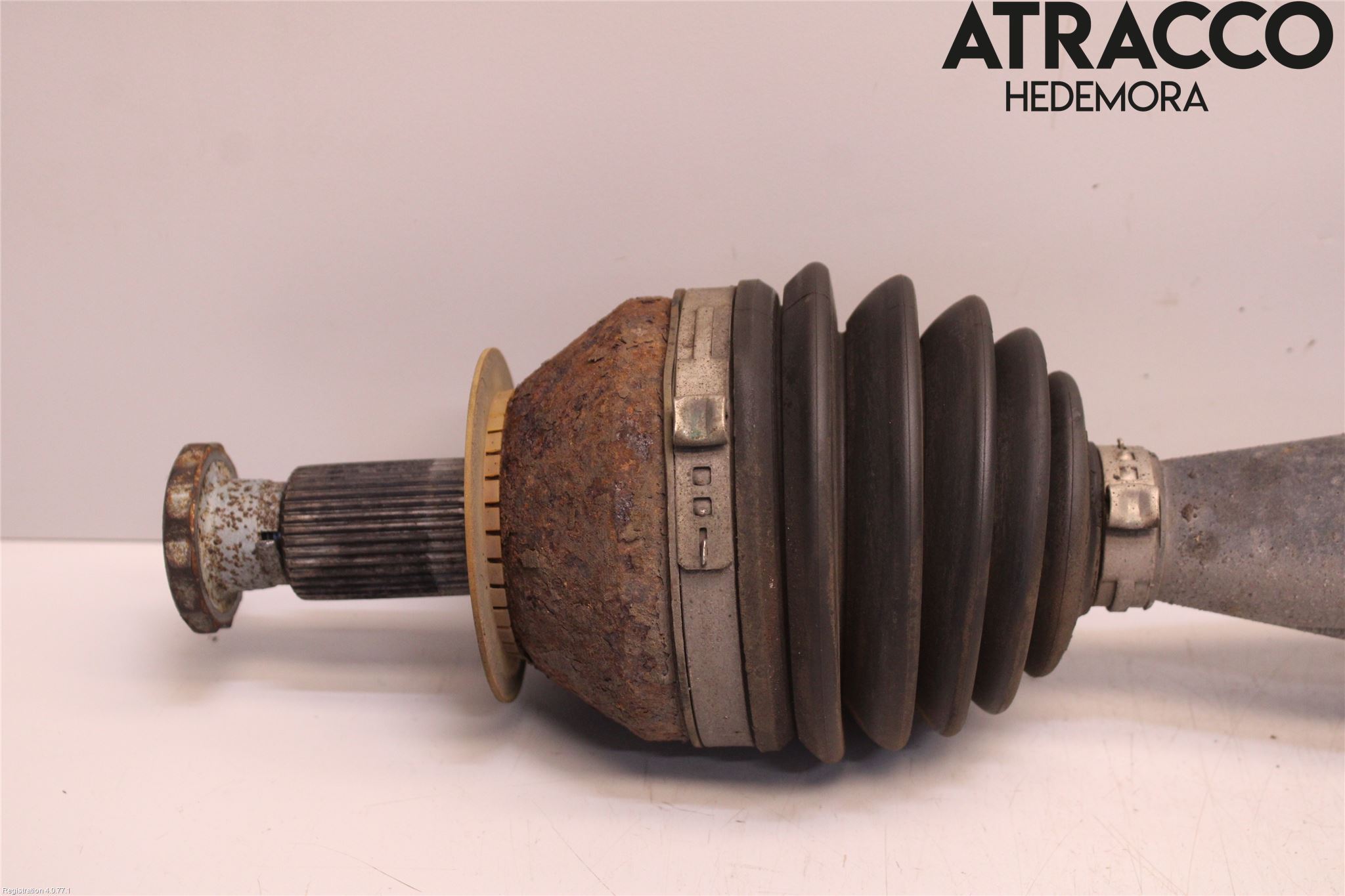 Audi A1/S1 11-18 Drivaxel Fram Höger