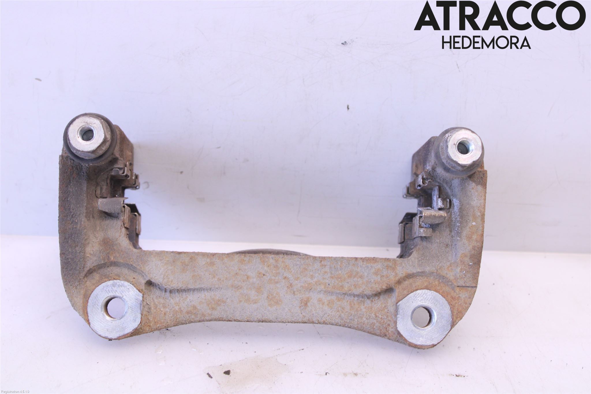 Toyota CAMRY 19-24 Bromsokshållare