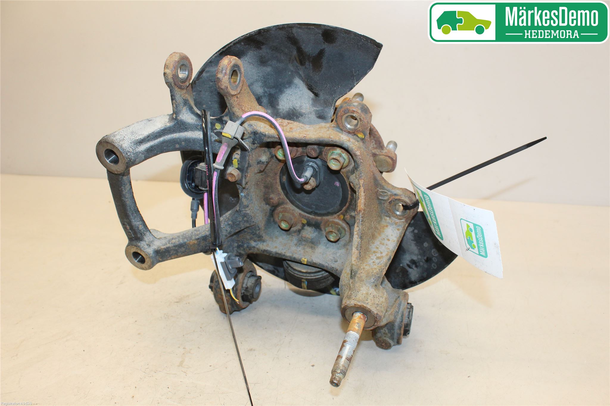 Mazda 3 III 14-19 Hjullagerhus-Spindel Hö B