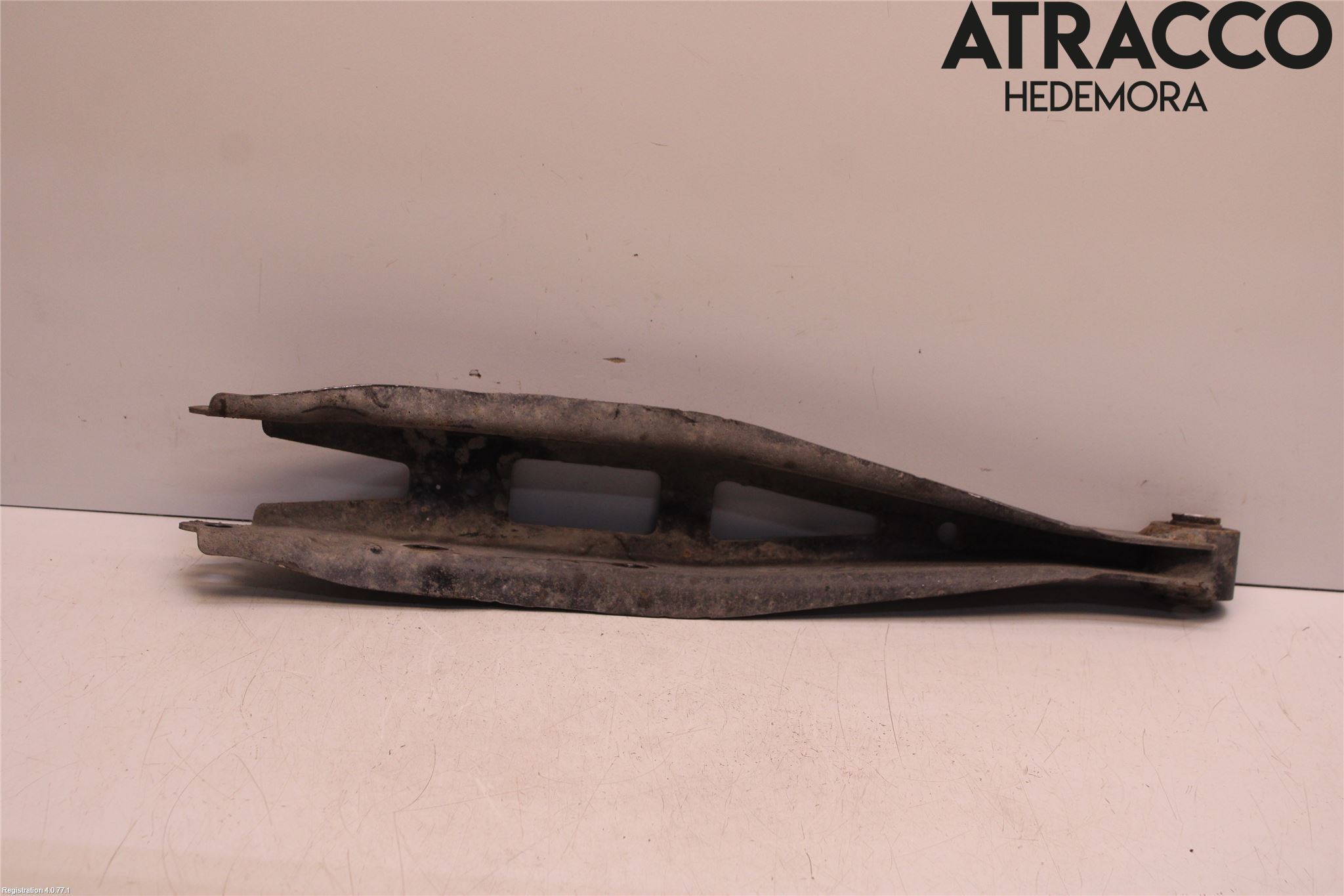 Subaru OUTBACK 15-20 Bärarm Bak Höger