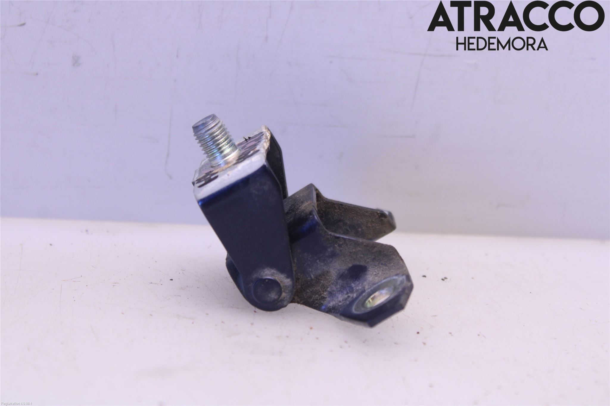 Mazda CX-3 Bakluckegångjärn Hö