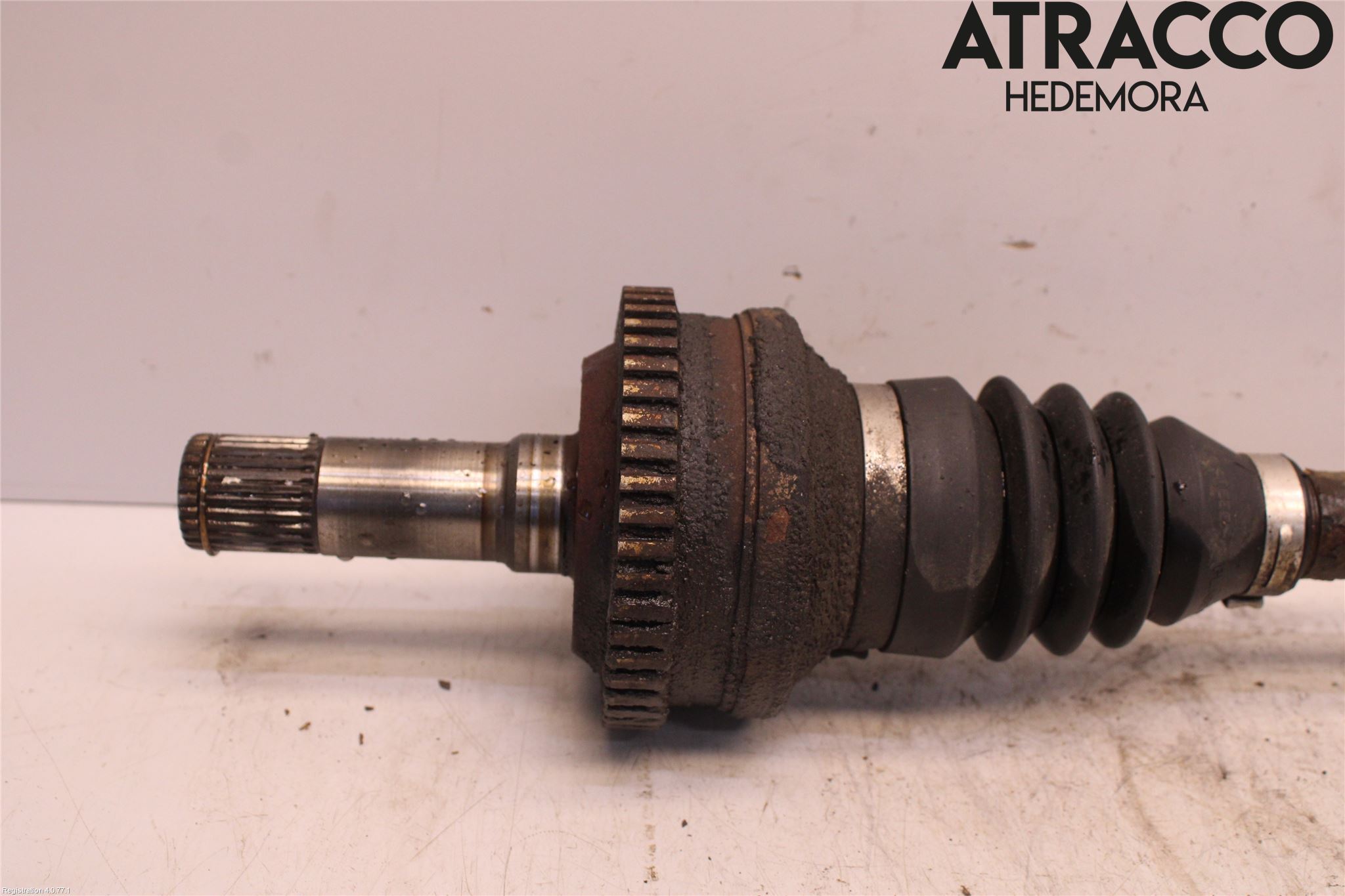 Opel OMEGA B 00-03 Drivaxel Bak Höger