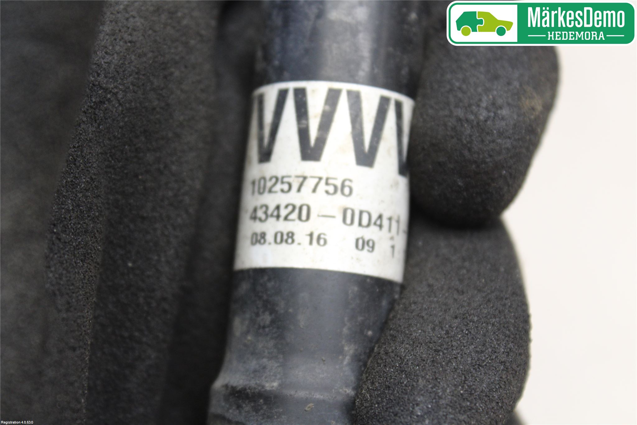Toyota YARIS XP130 15-20 Drivaxel Fram Vänster