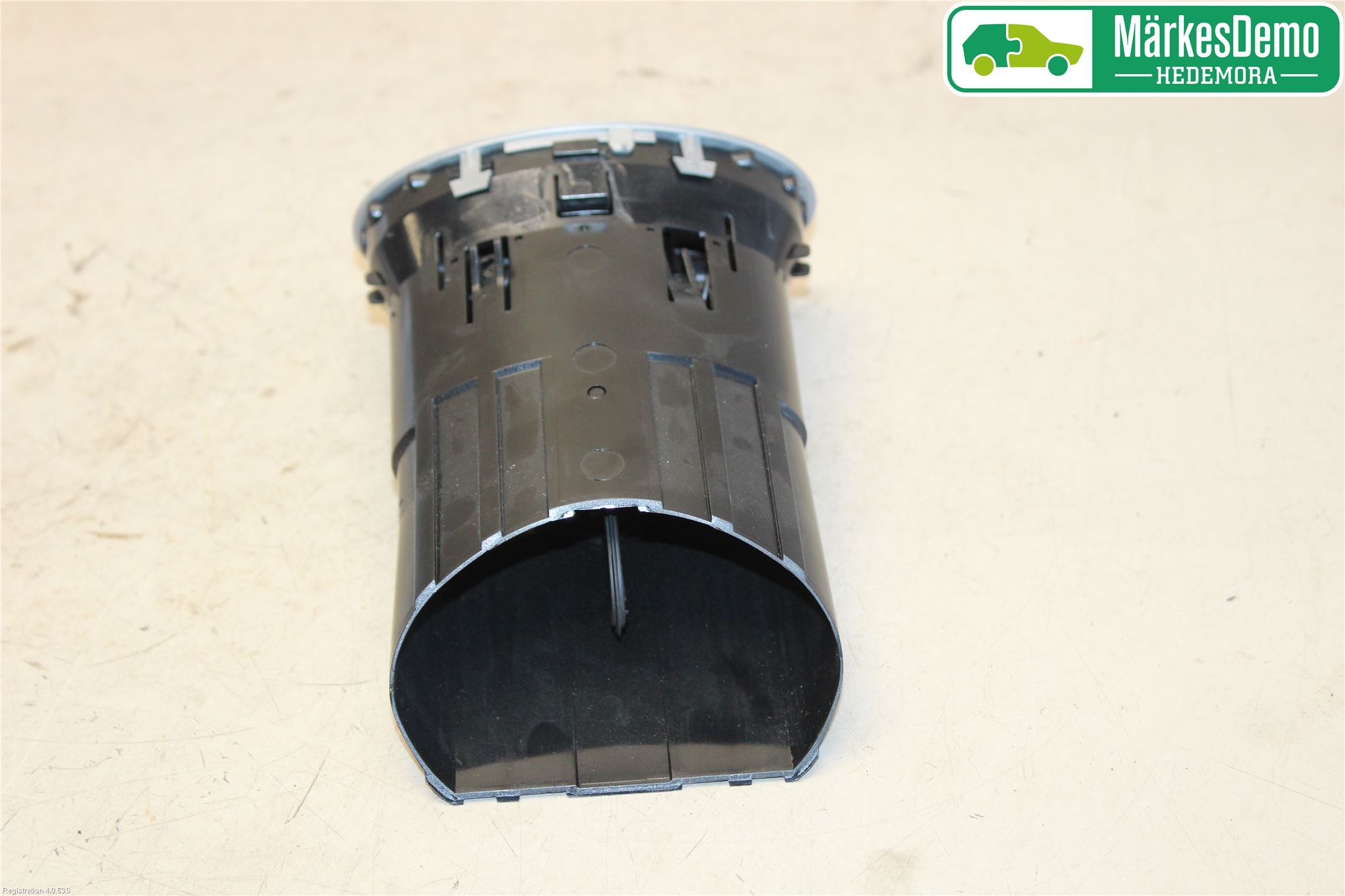 Ford FOCUS     04-07 Defrosterkanal-Munstycke